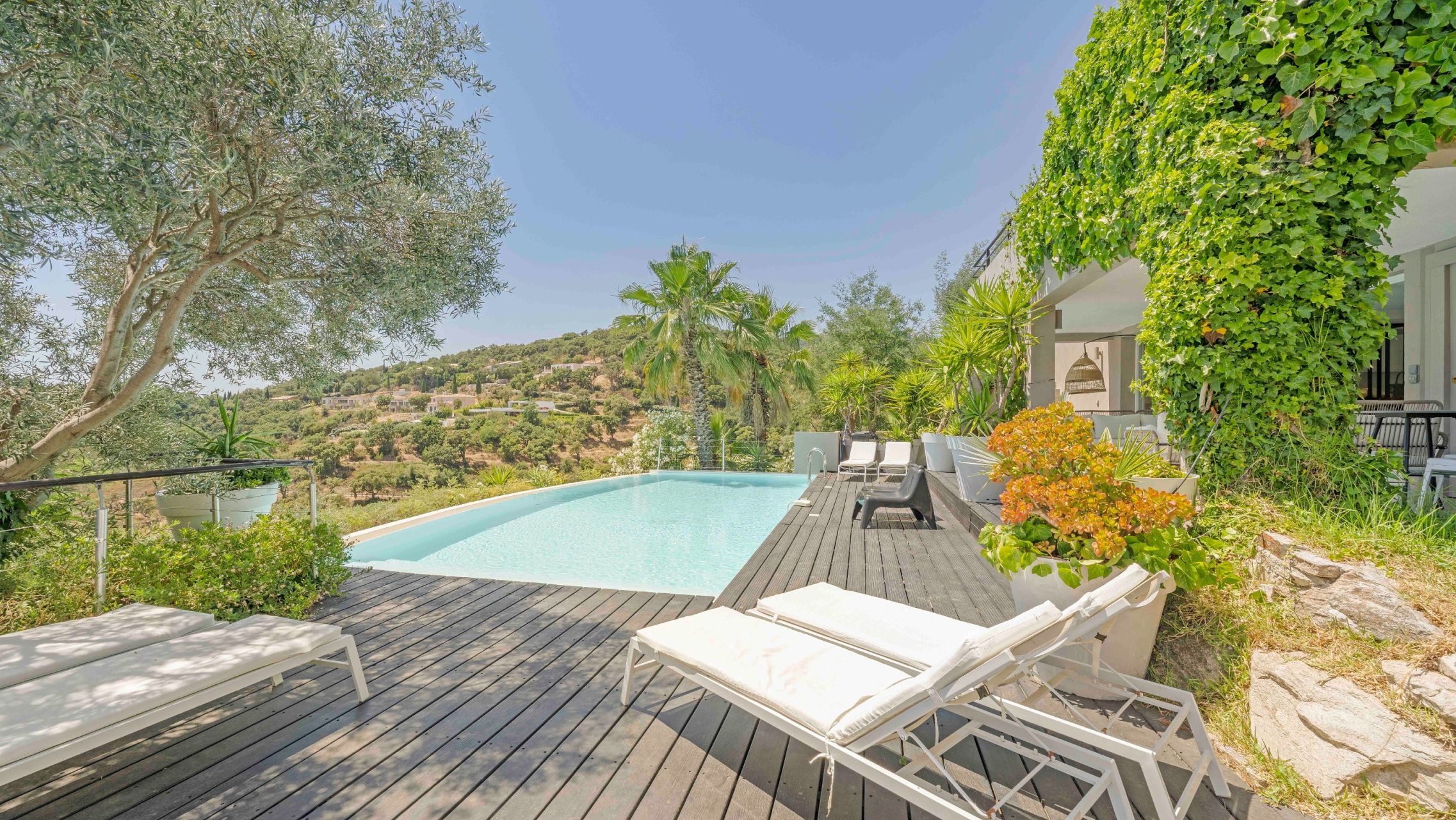 villa 8 Pièces en vente sur GRIMAUD (83310)