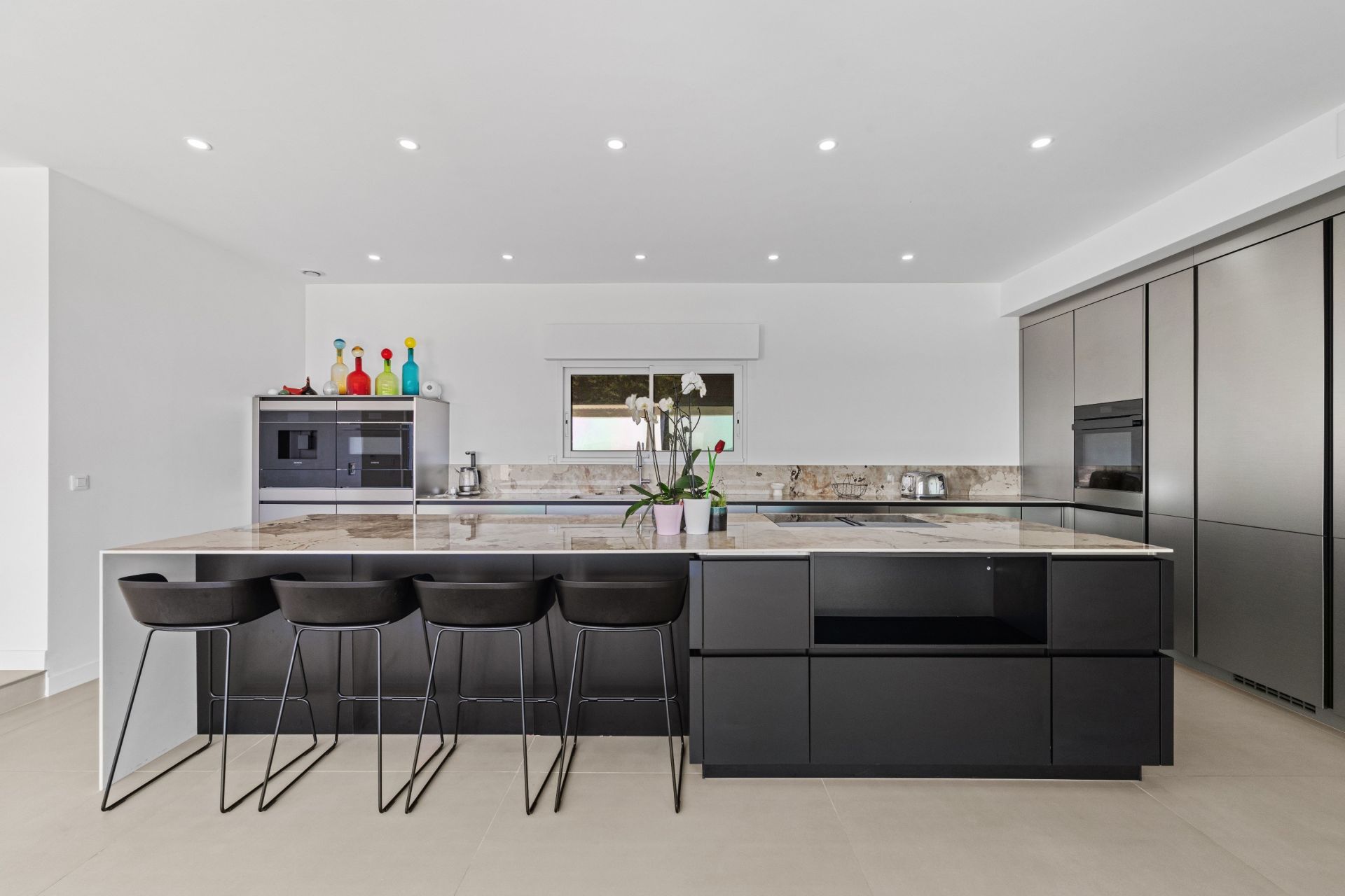 maison contemporaine 9 Pièces en vente sur CAGNES SUR MER (06800)