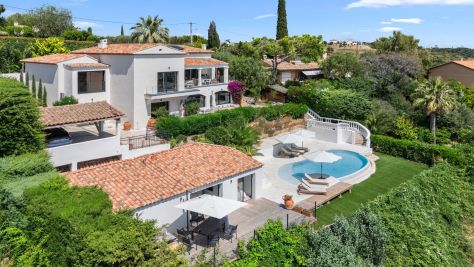 Sale Contemporary house Cagnes-sur-Mer 9&nbsp;Rooms 314&nbsp;m²
