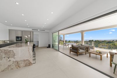 Sale Contemporary house Cagnes-sur-Mer 9&nbsp;Rooms 314&nbsp;m²