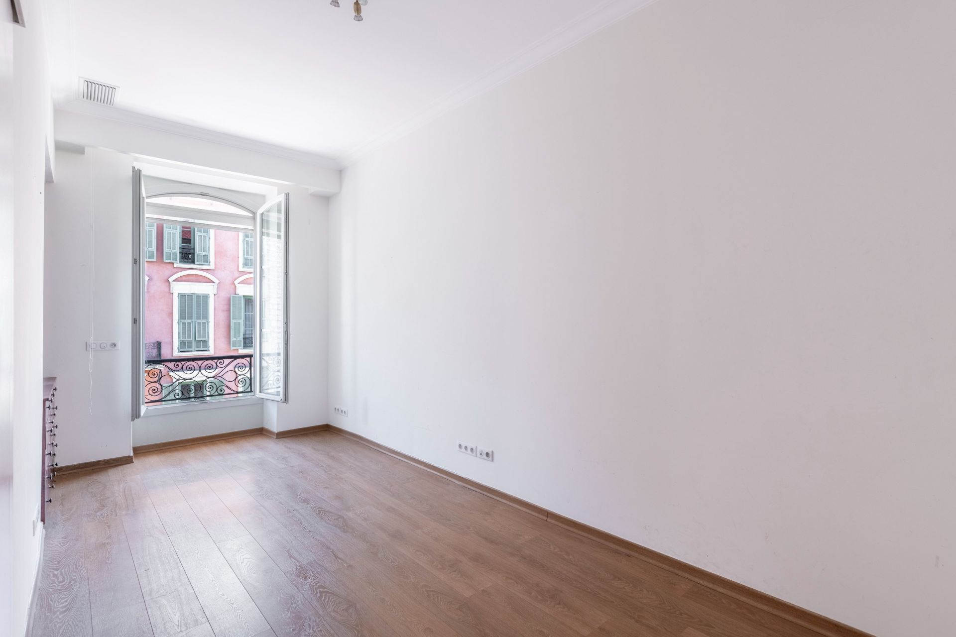 appartement 6 Pièces en vente sur NICE (06000)