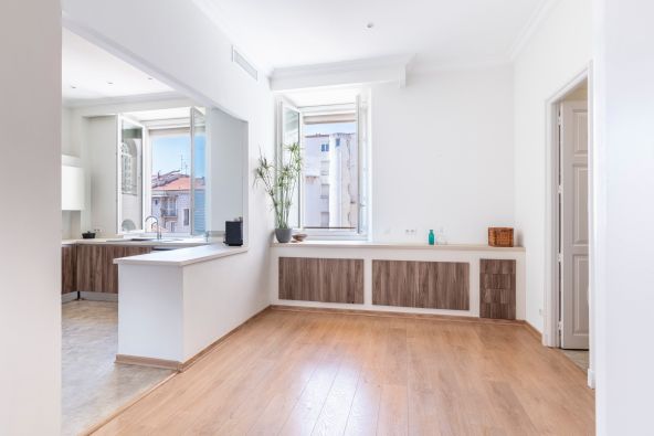 Vente Appartement Nice 6&nbsp;Pièces 148.93&nbsp;m²
