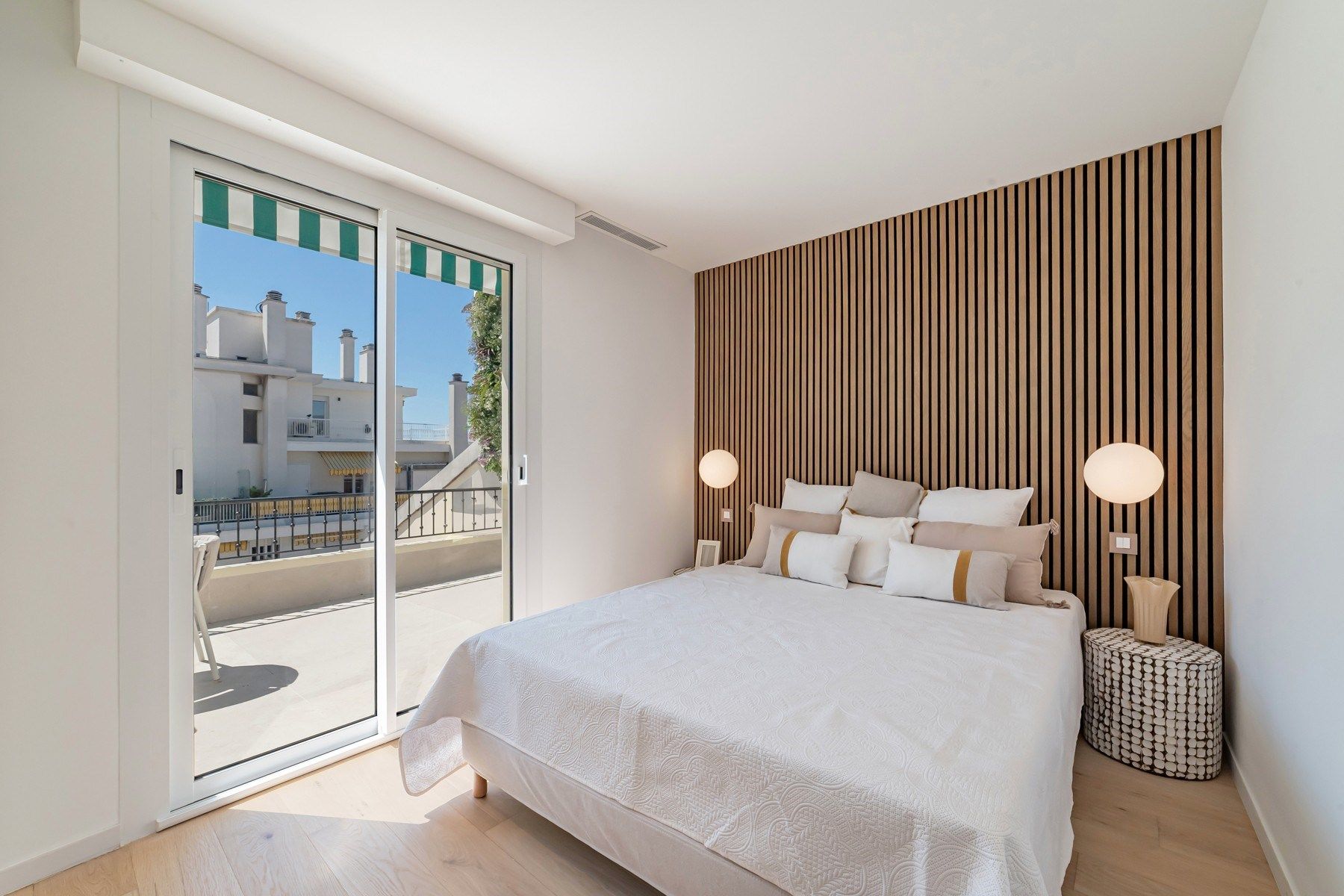 penthouse 3 Rooms for sale on NICE (06000)