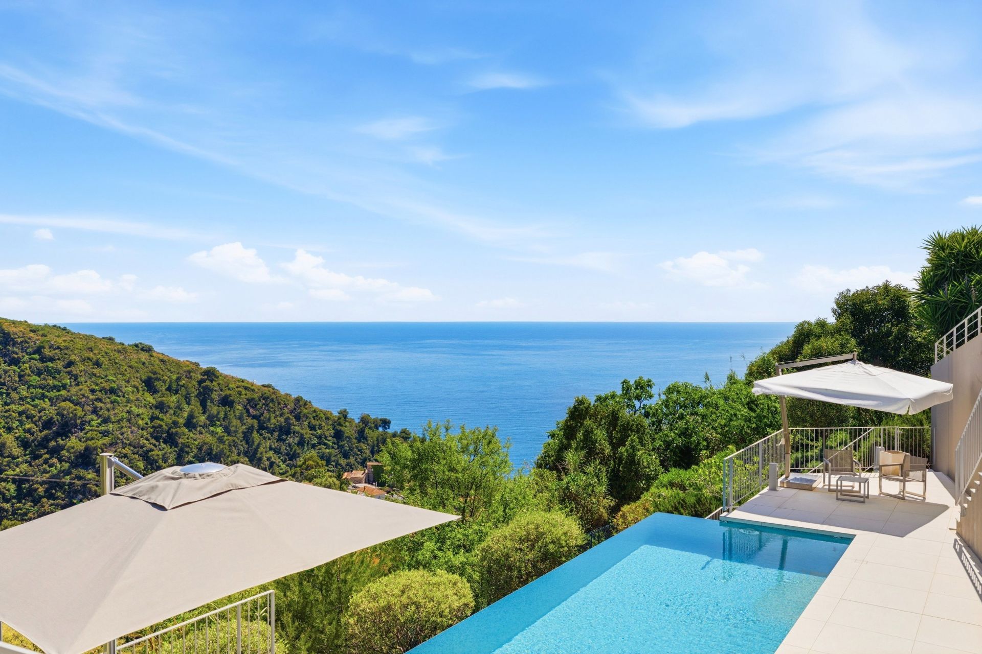 maison contemporaine 7 Pièces en vente sur EZE (06360)