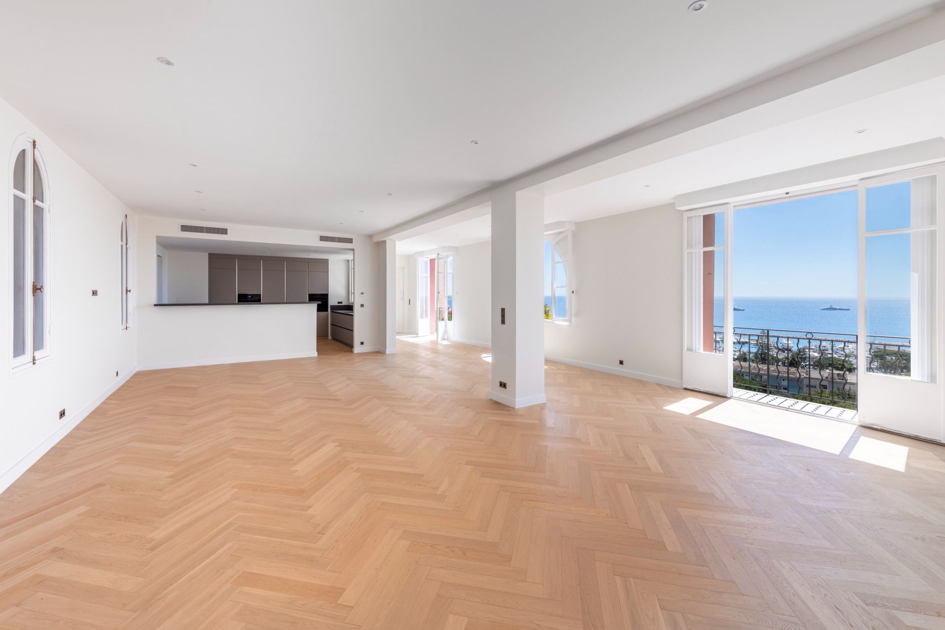 apartment 4 Rooms for sale on BEAULIEU SUR MER (06310)