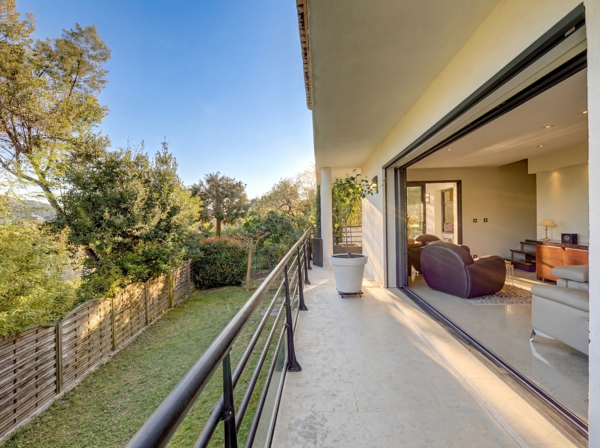 maison contemporaine 7 Pièces en vente sur CANNES (06400)