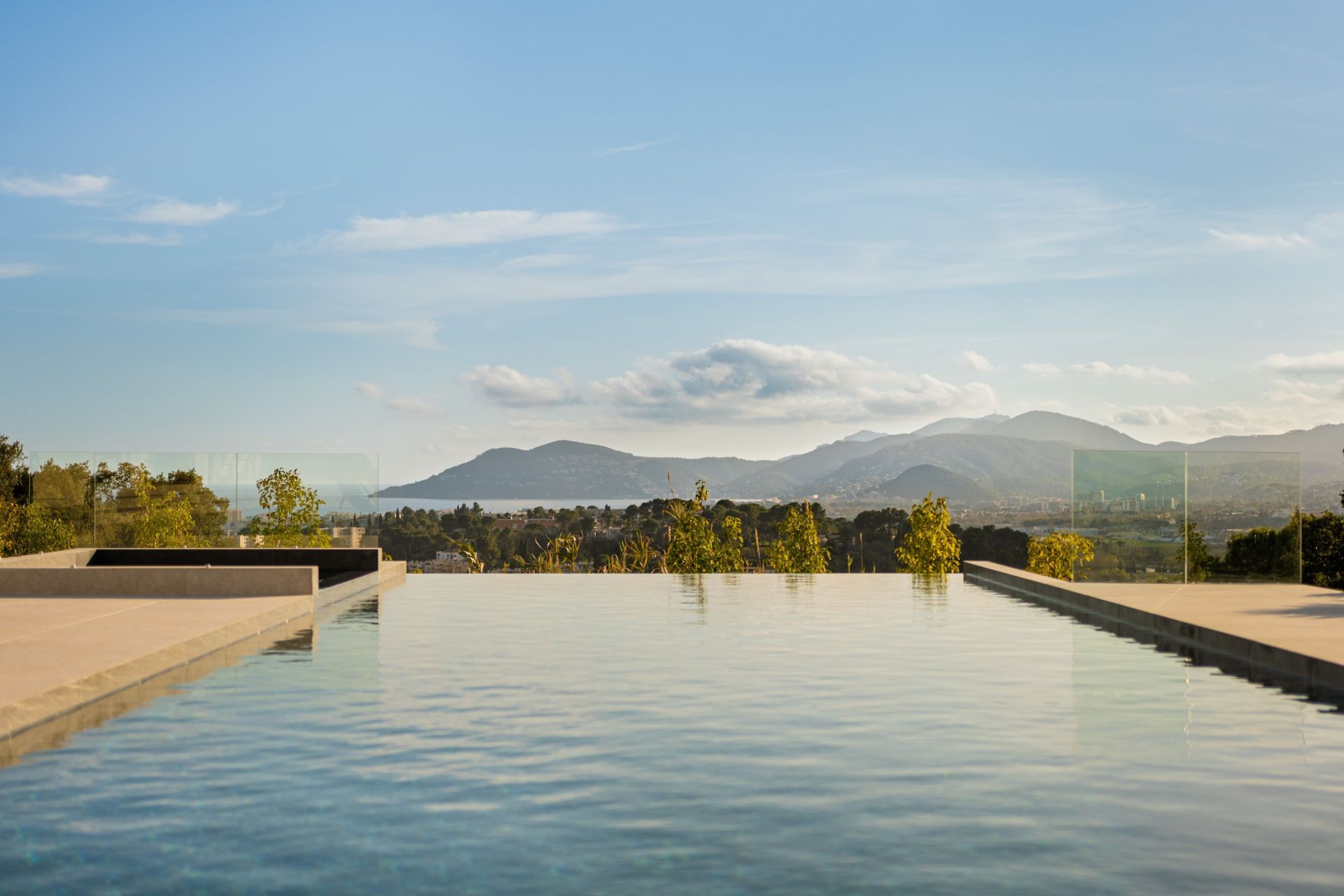 villa 10 Pièces en vente sur MOUGINS (06250)