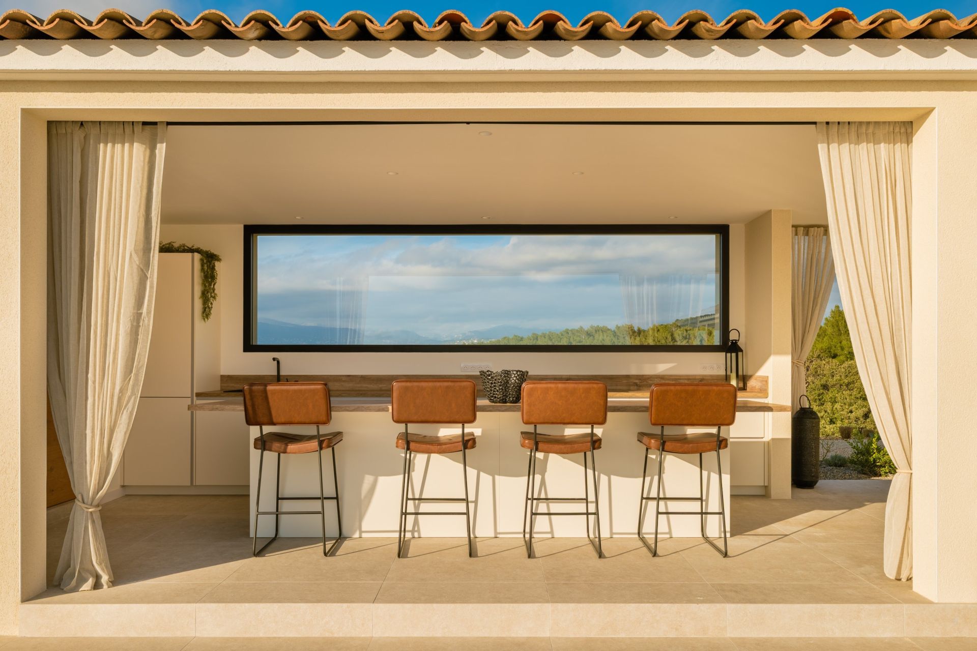 villa 10 Pièces en vente sur MOUGINS (06250)