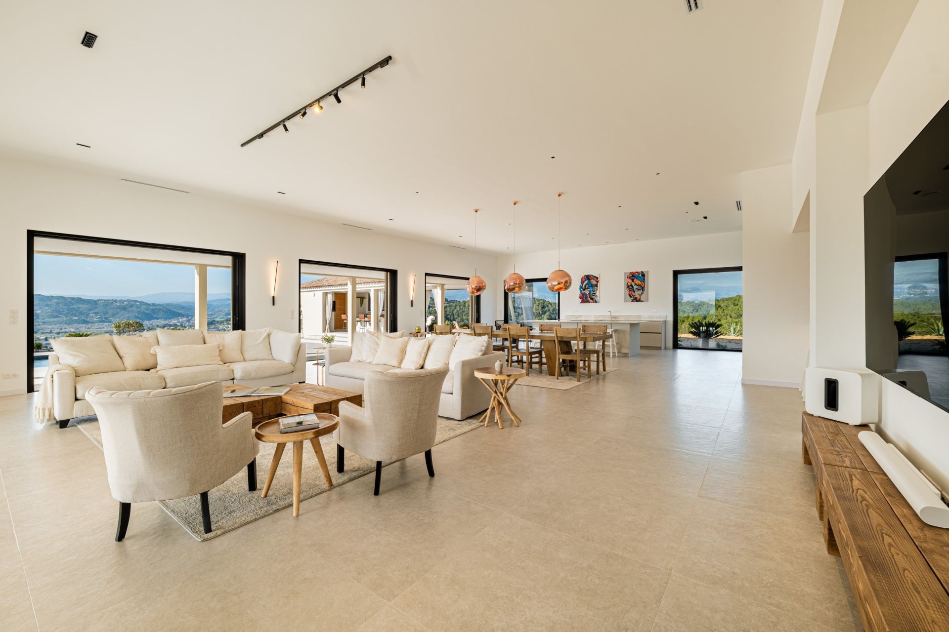 villa 10 Pièces en vente sur MOUGINS (06250)