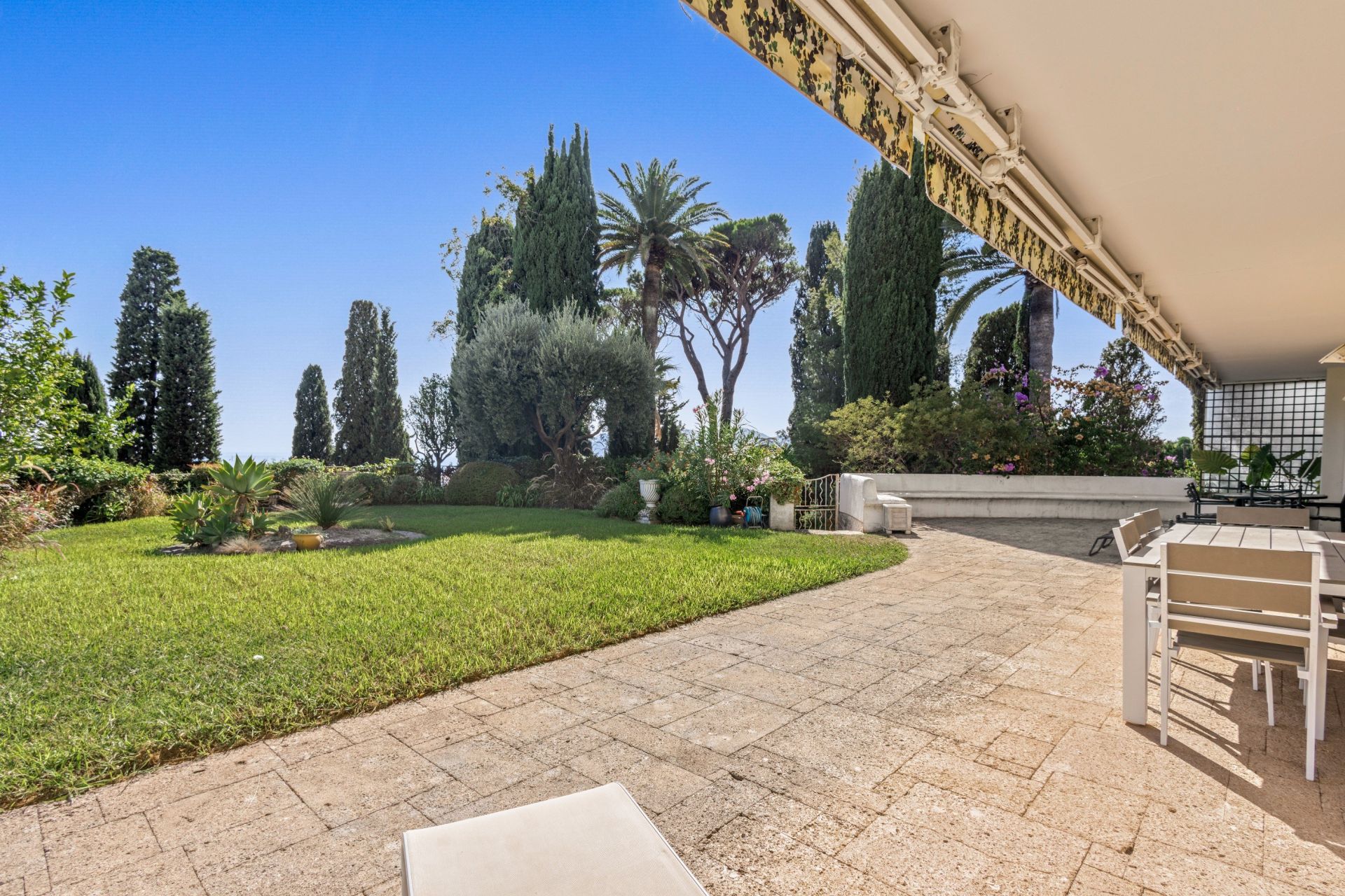 appartement 5 Pièces en vente sur CANNES (06400)
