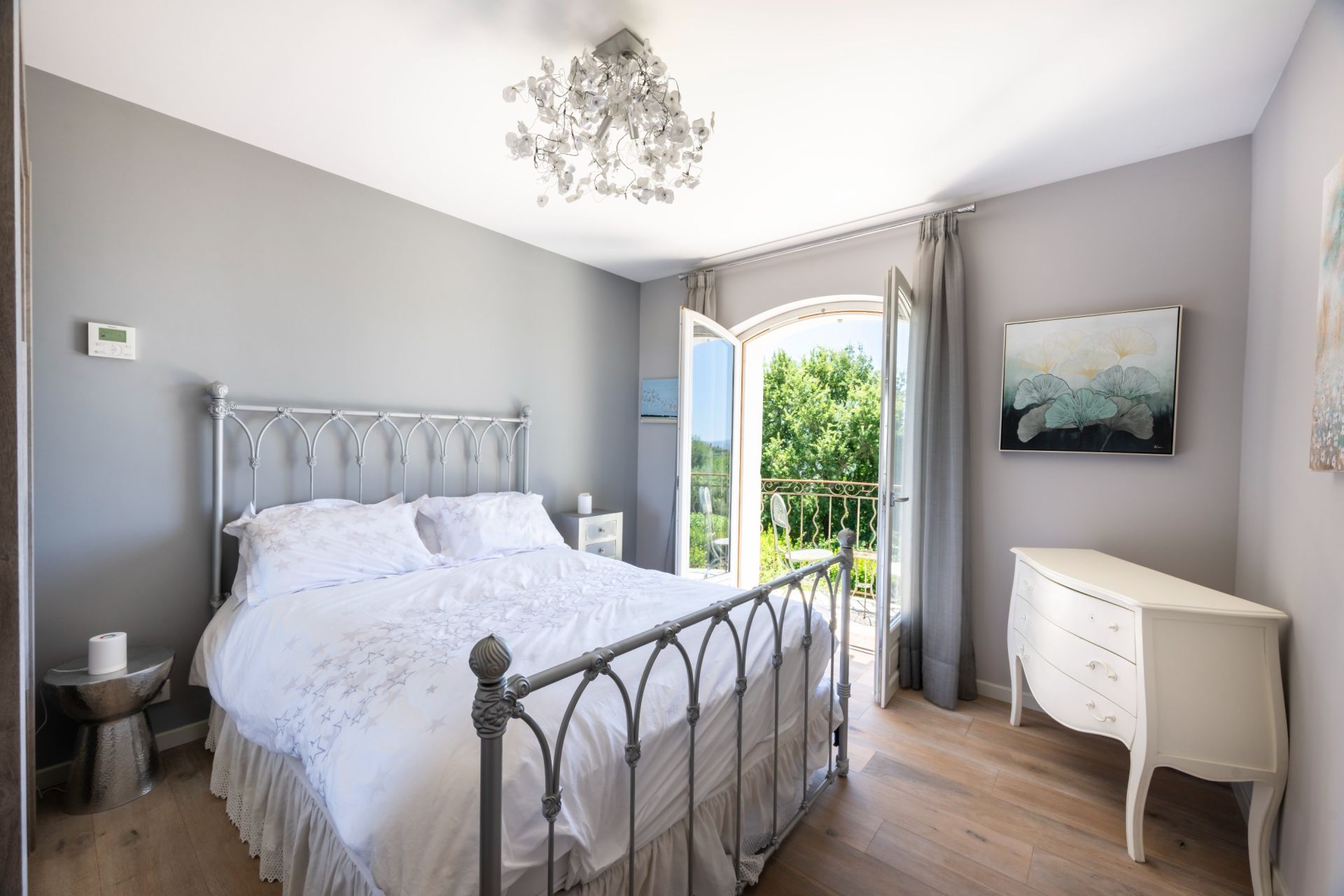 villa 10 Pièces en vente sur CHATEAUNEUF GRASSE (06740)