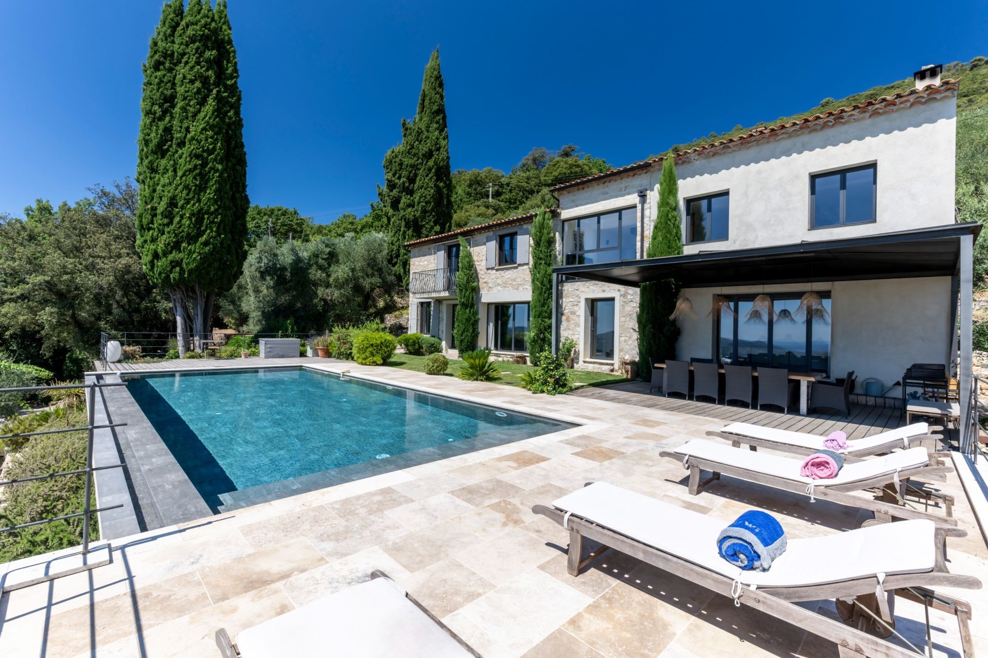 villa 7 Rooms for sale on LE TIGNET (06530)