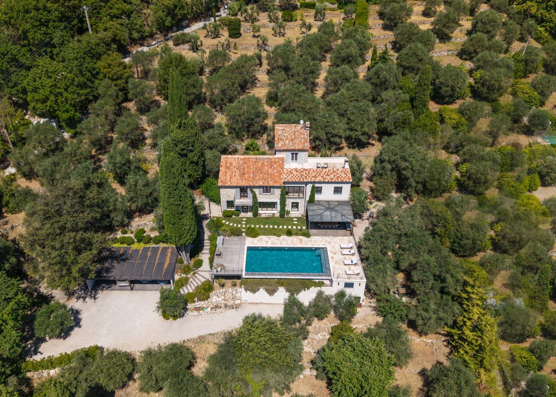 villa 7 Rooms for sale on LE TIGNET (06530)