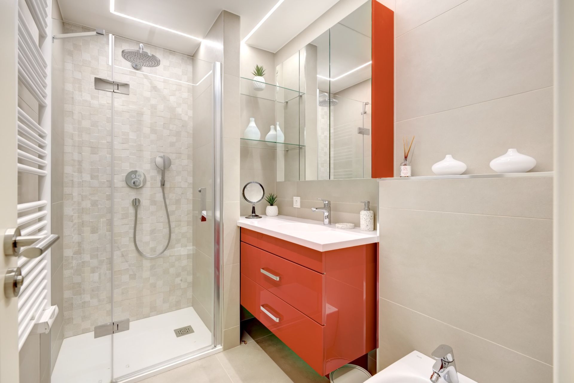 apartment 4 Rooms for sale on CANNES (06400)
