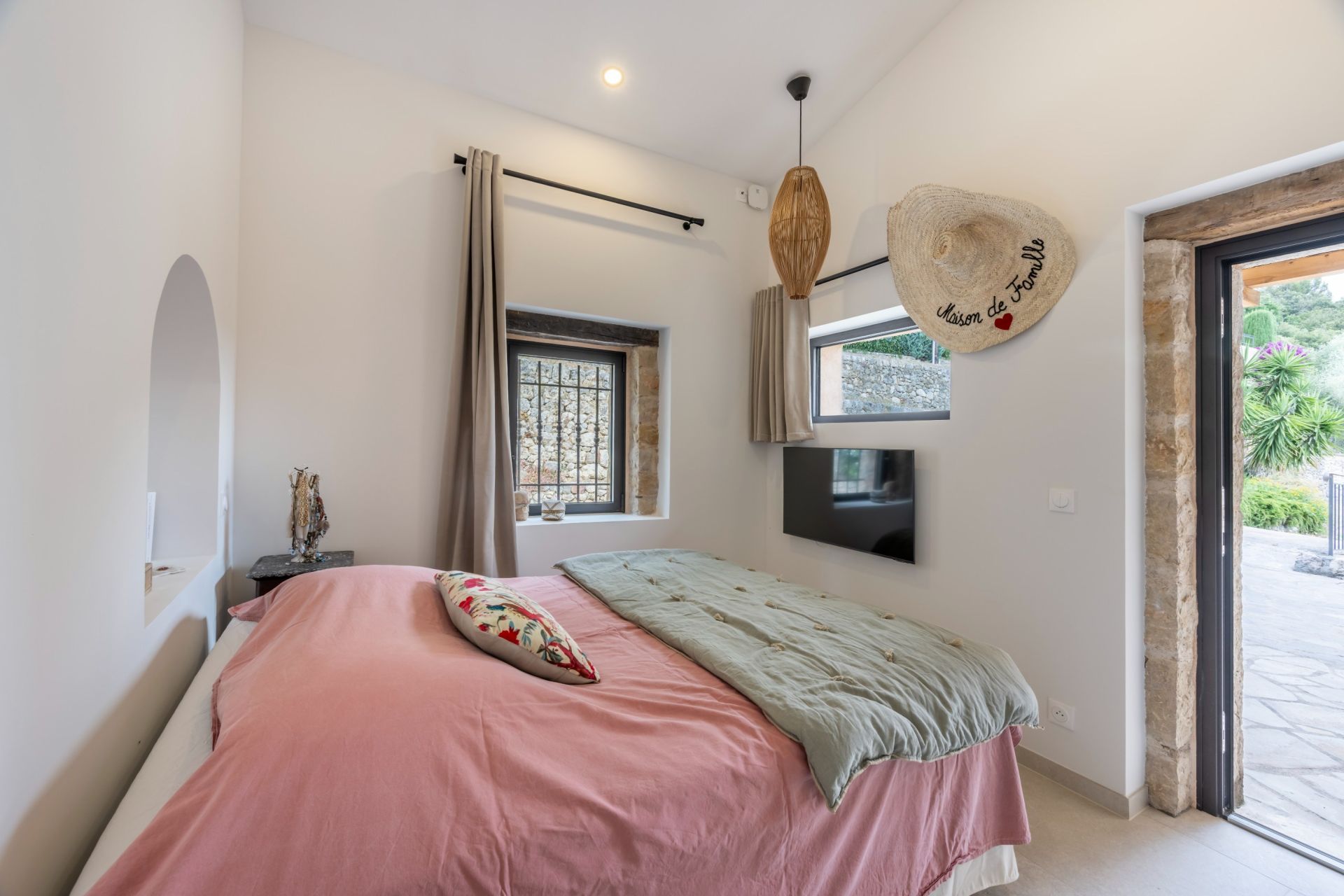 provencal house 6 Rooms for sale on SPERACEDES (06530)