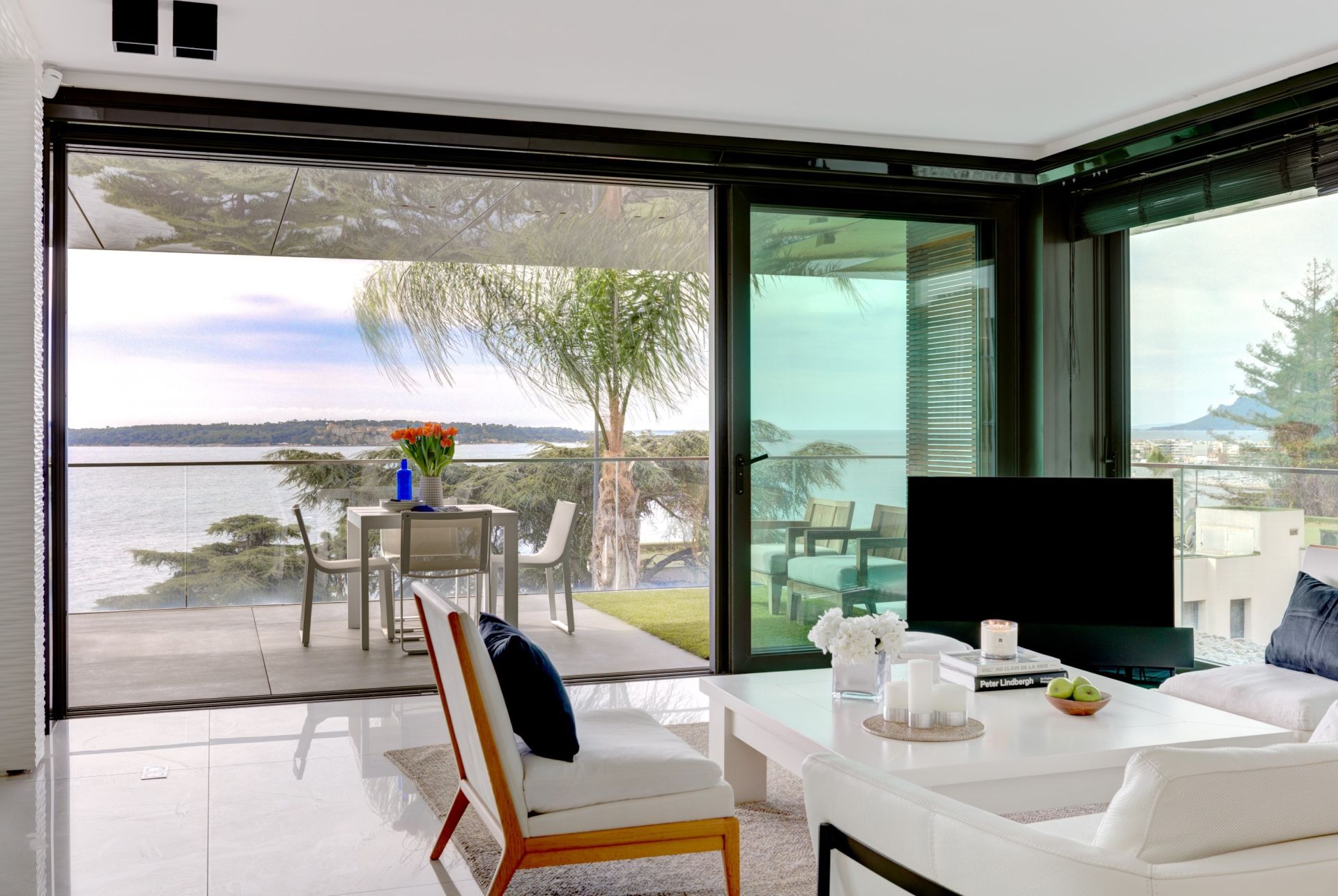 apartment 3 Rooms for sale on CANNES (06400)
