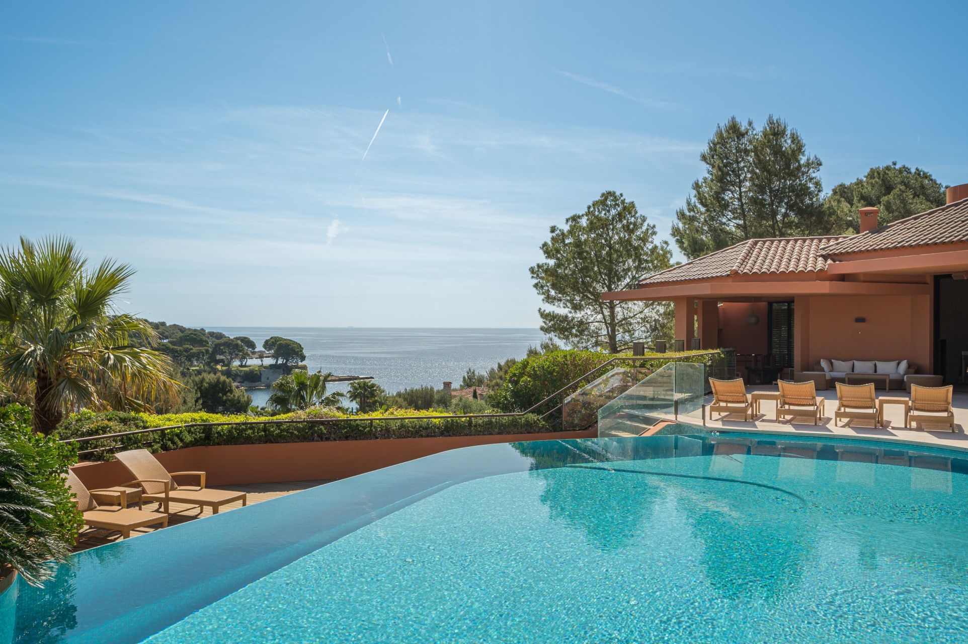 villa 22 Rooms for sale on ST JEAN CAP FERRAT (06230)