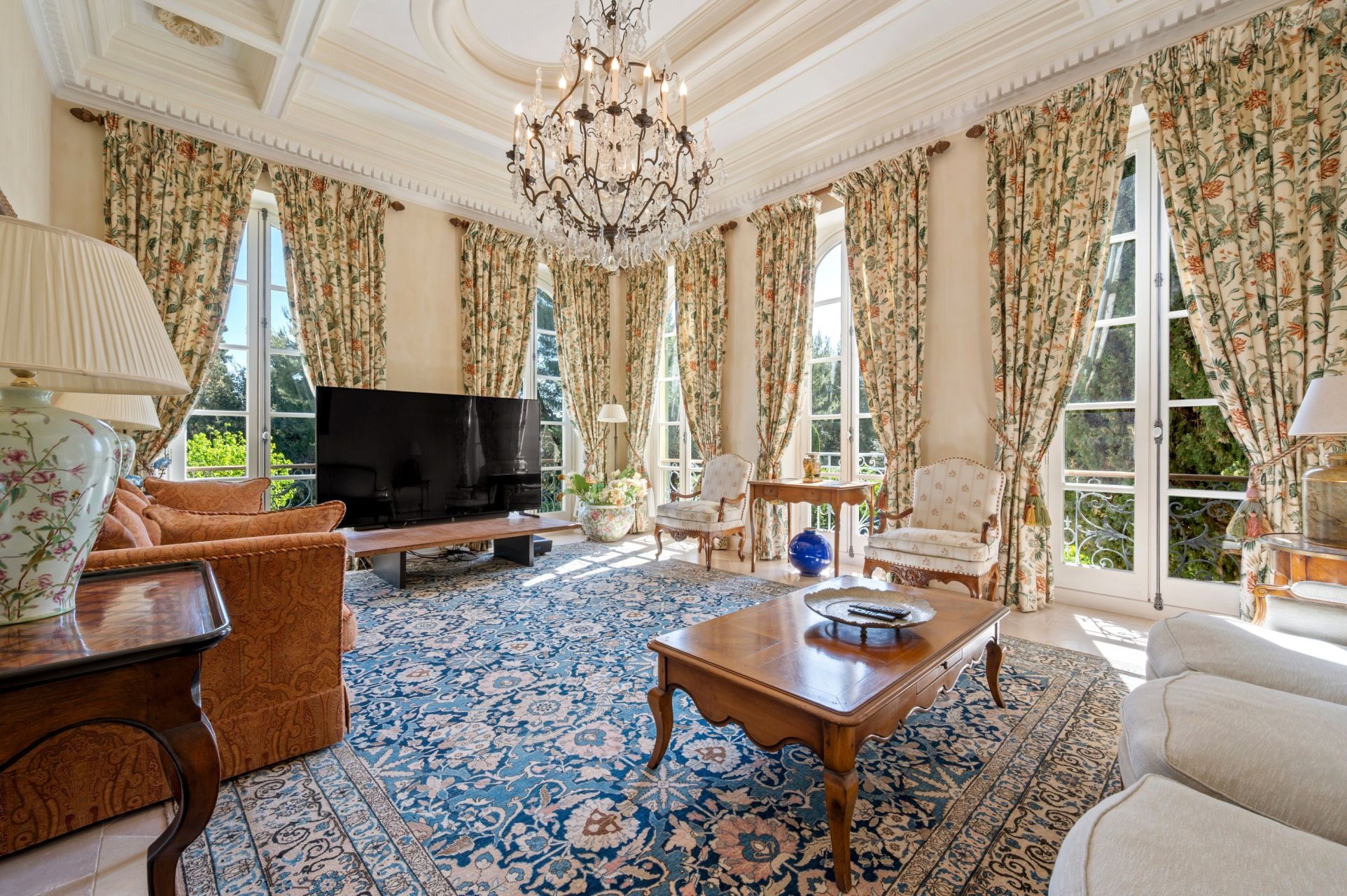 villa 22 Rooms for sale on ST JEAN CAP FERRAT (06230)