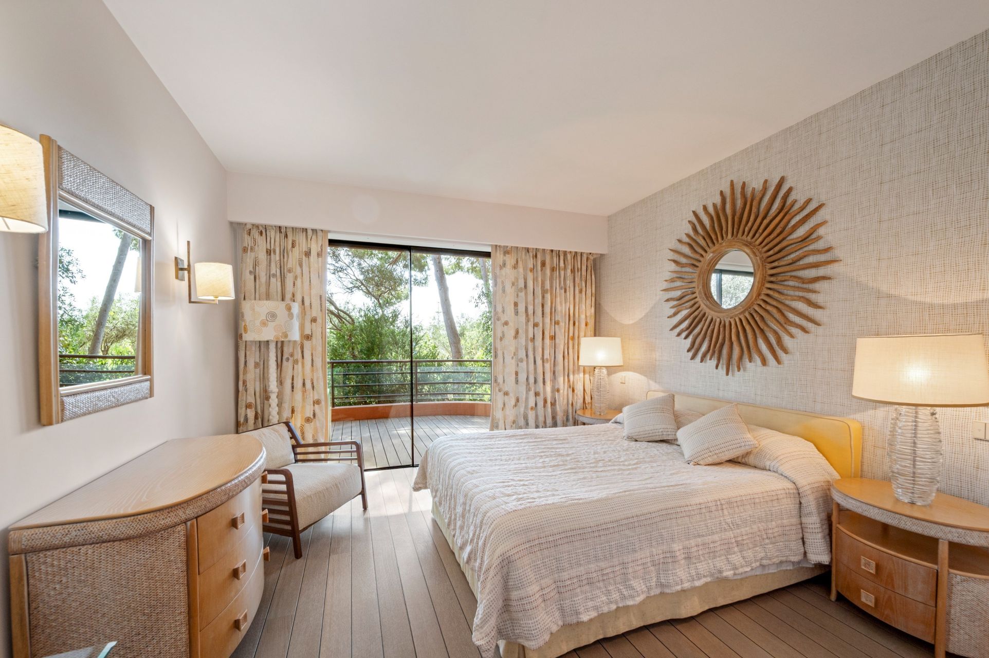 villa 22 Rooms for sale on ST JEAN CAP FERRAT (06230)