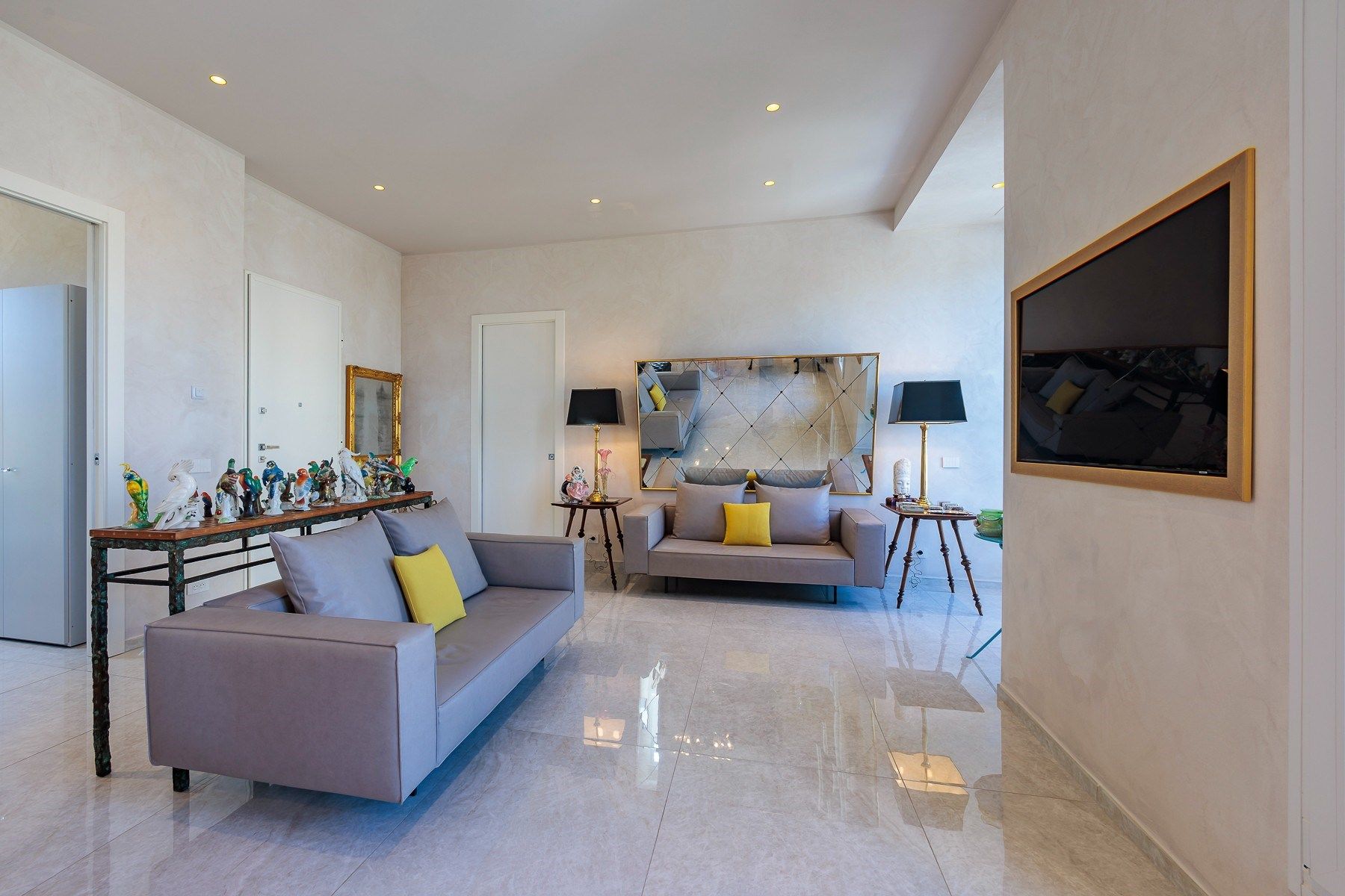 apartment 5 Rooms for sale on MENTON (06500)