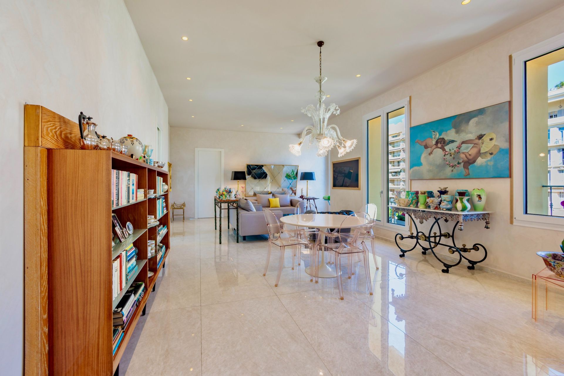 apartment 5 Rooms for sale on MENTON (06500)