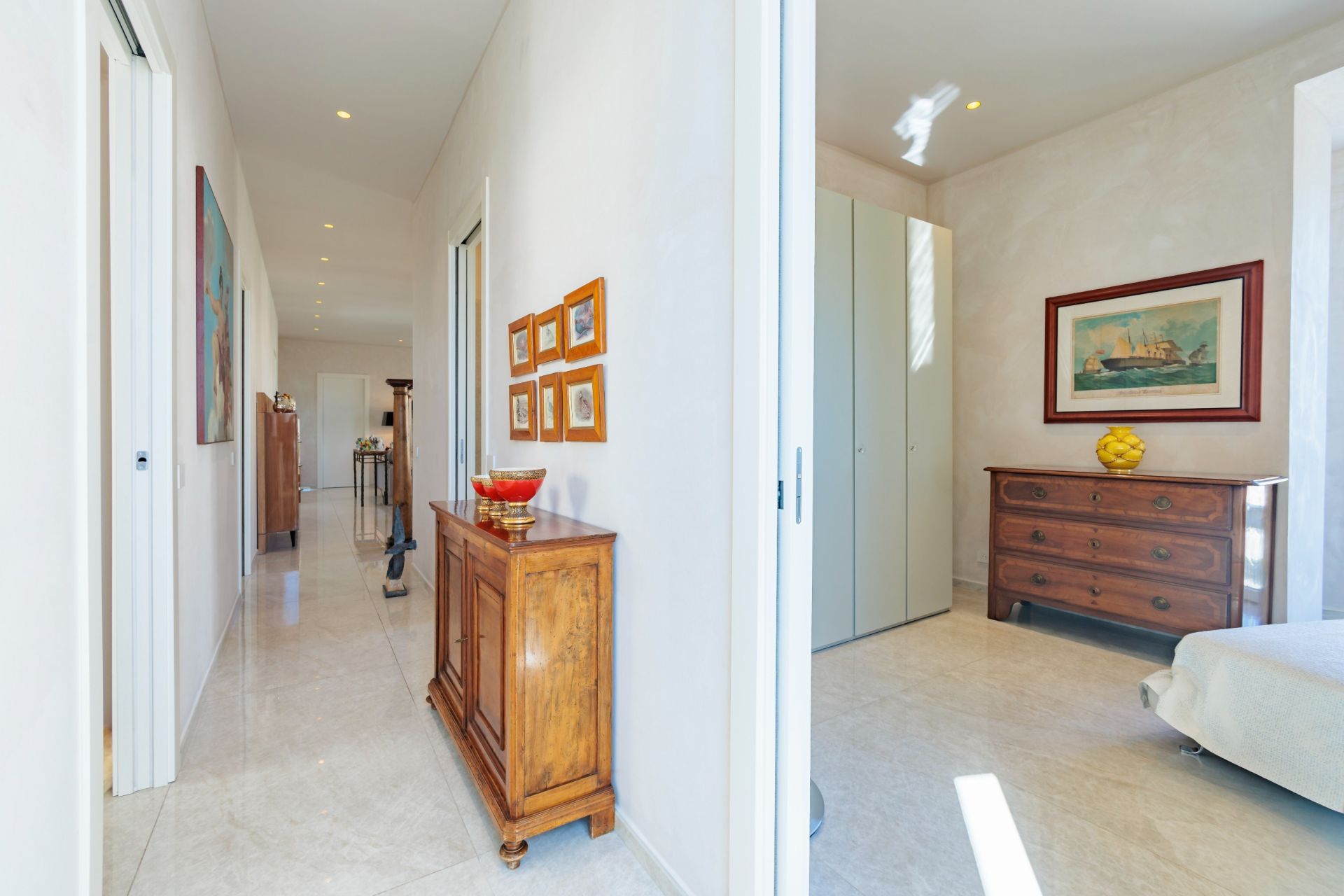 apartment 5 Rooms for sale on MENTON (06500)