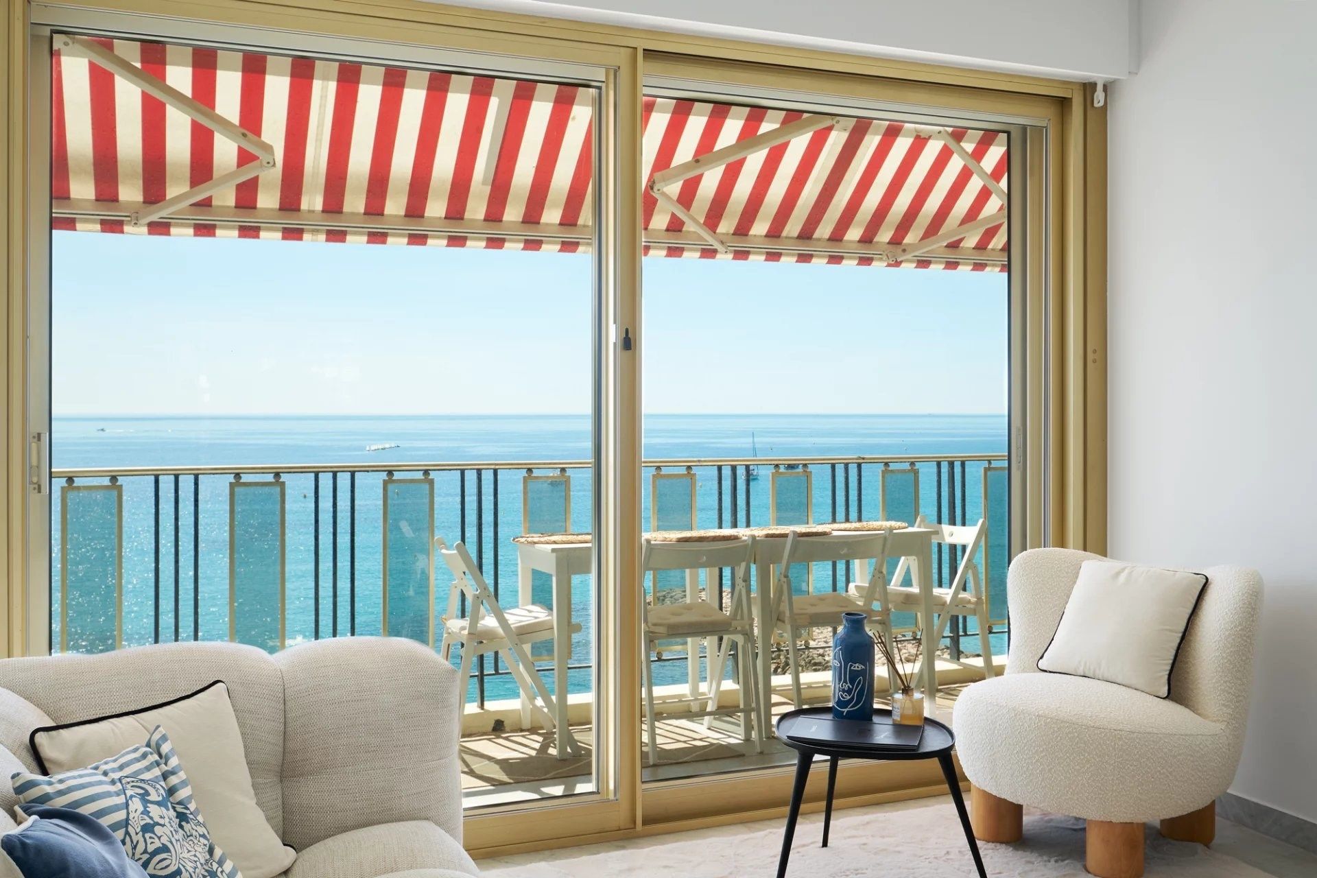appartement 3 Pièces en vente sur ROQUEBRUNE CAP MARTIN (06190)