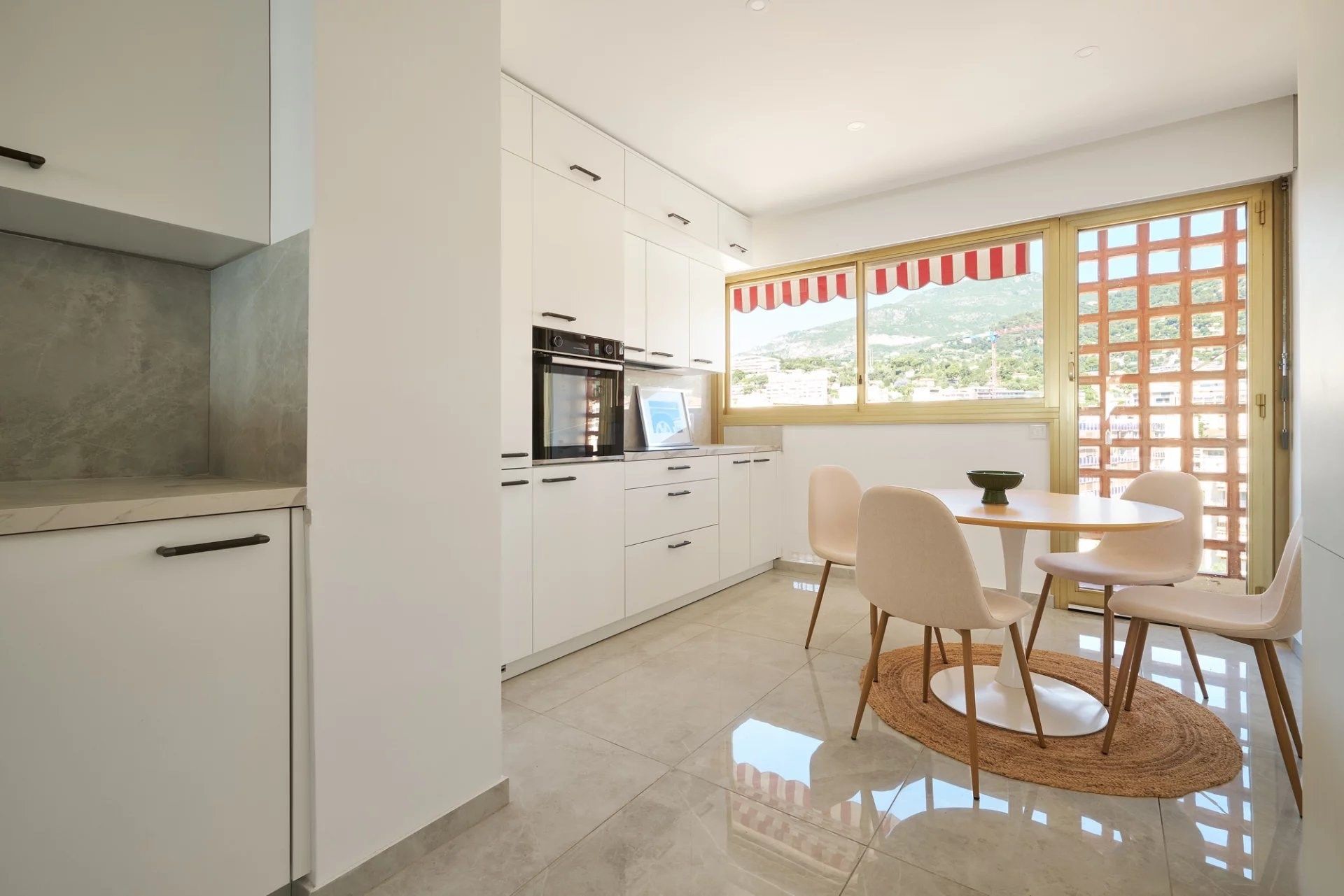 appartement 3 Pièces en vente sur ROQUEBRUNE CAP MARTIN (06190)
