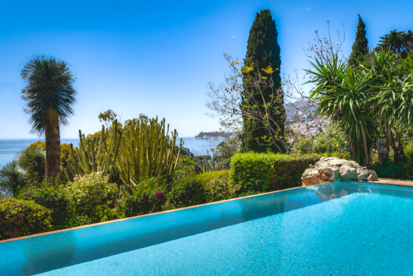 Vente Maison provençale Roquebrune-Cap-Martin 8&nbsp;Pièces 266&nbsp;m²