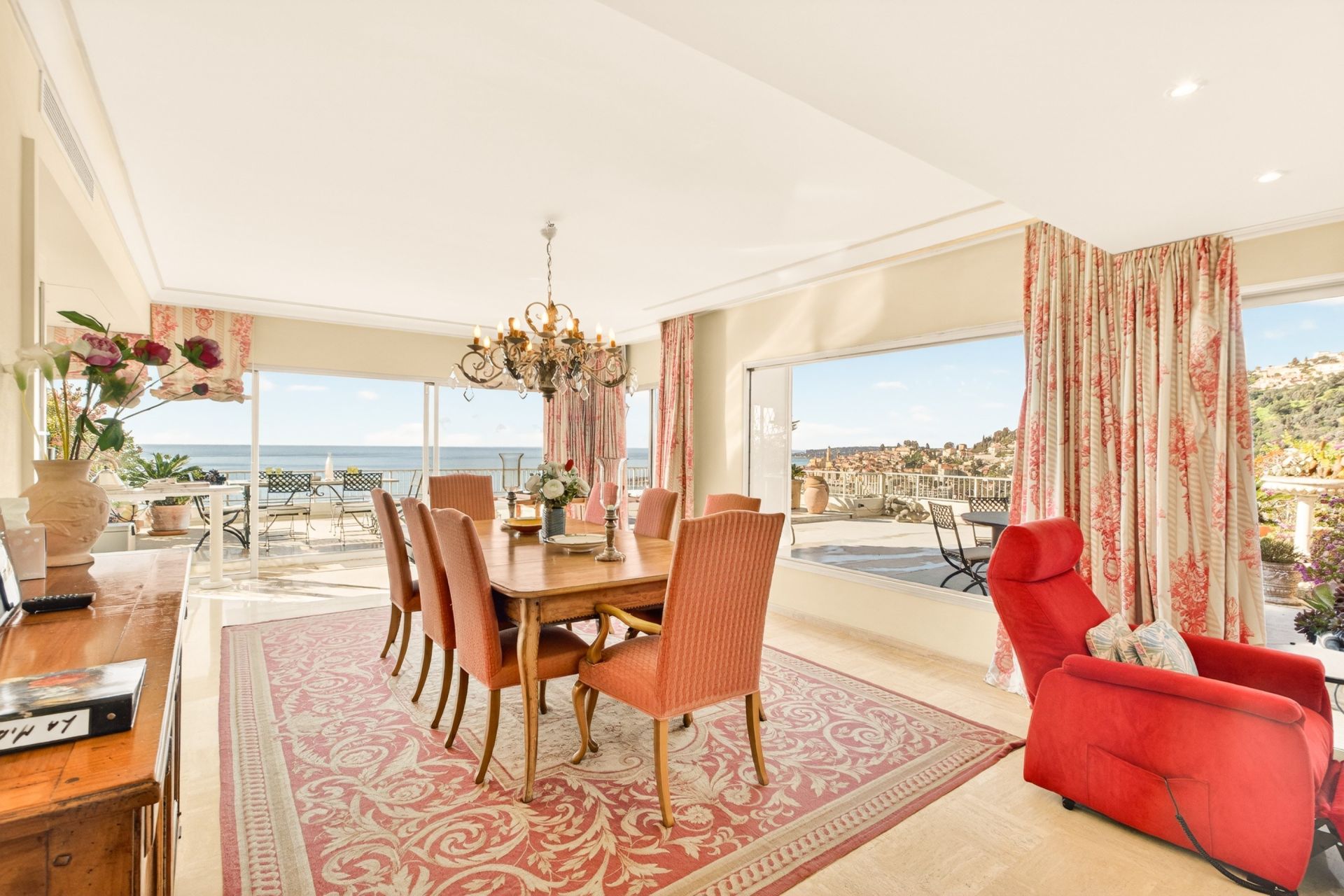 penthouse 7 Rooms for sale on MENTON (06500)