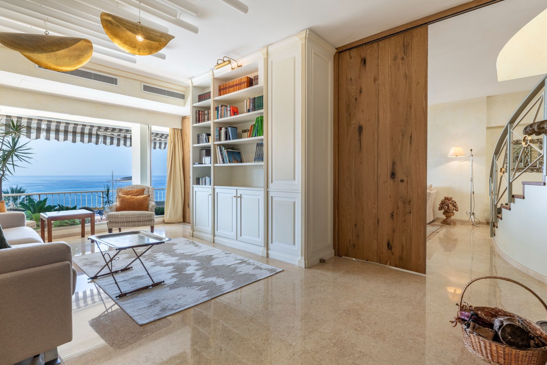 penthouse 7 Rooms for sale on MENTON (06500)