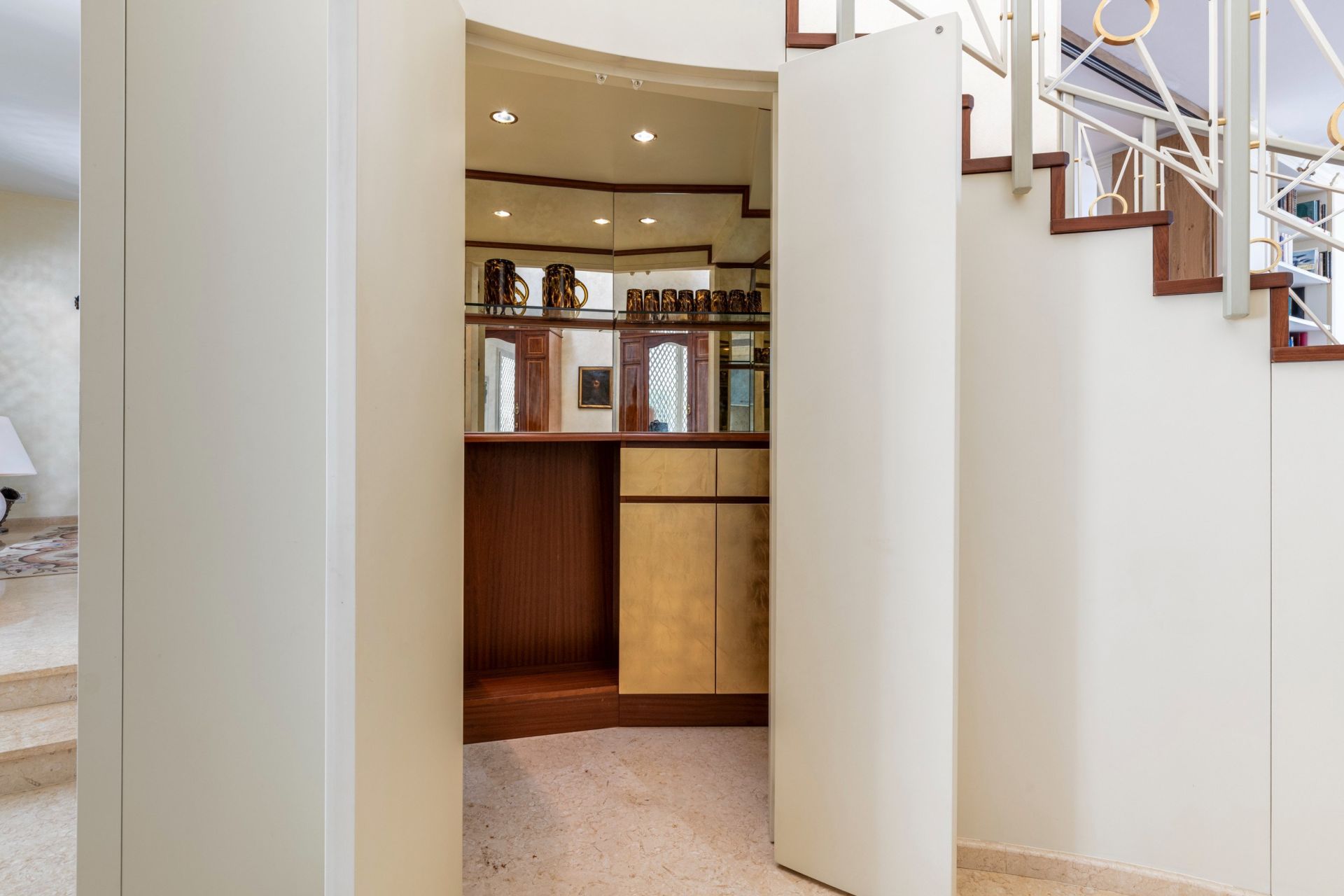 penthouse 7 Rooms for sale on MENTON (06500)