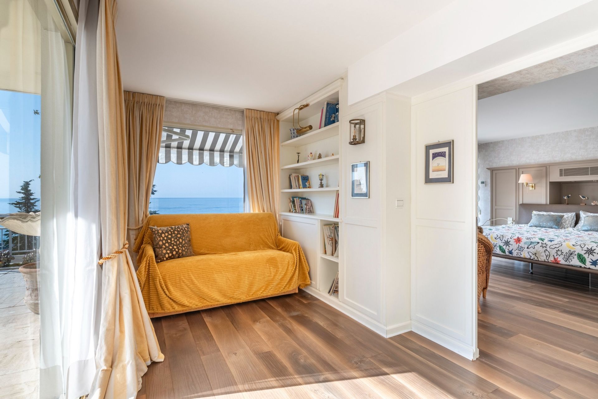 penthouse 7 Rooms for sale on MENTON (06500)