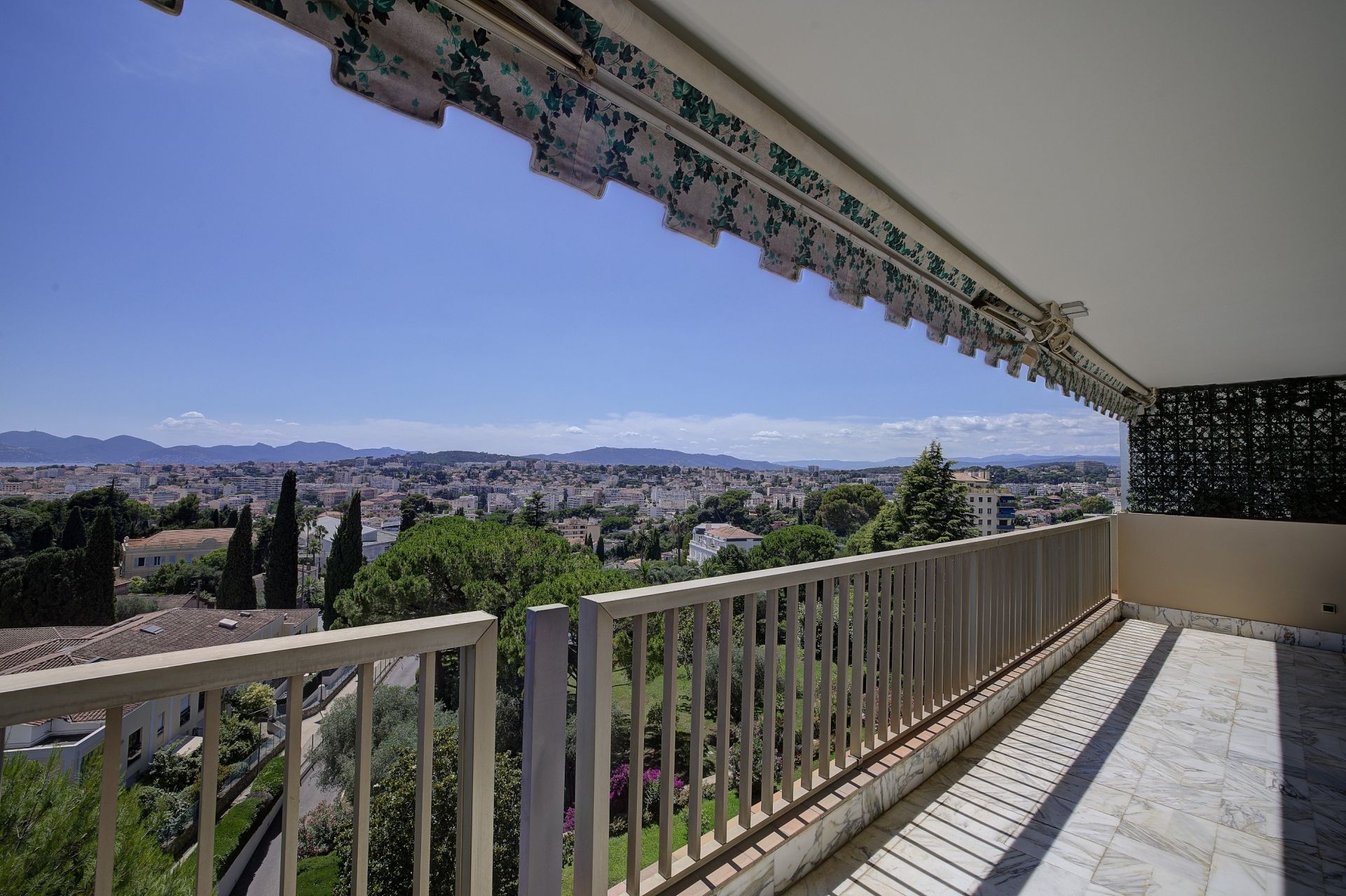 appartement 3 Pièces en vente sur CANNES (06400)