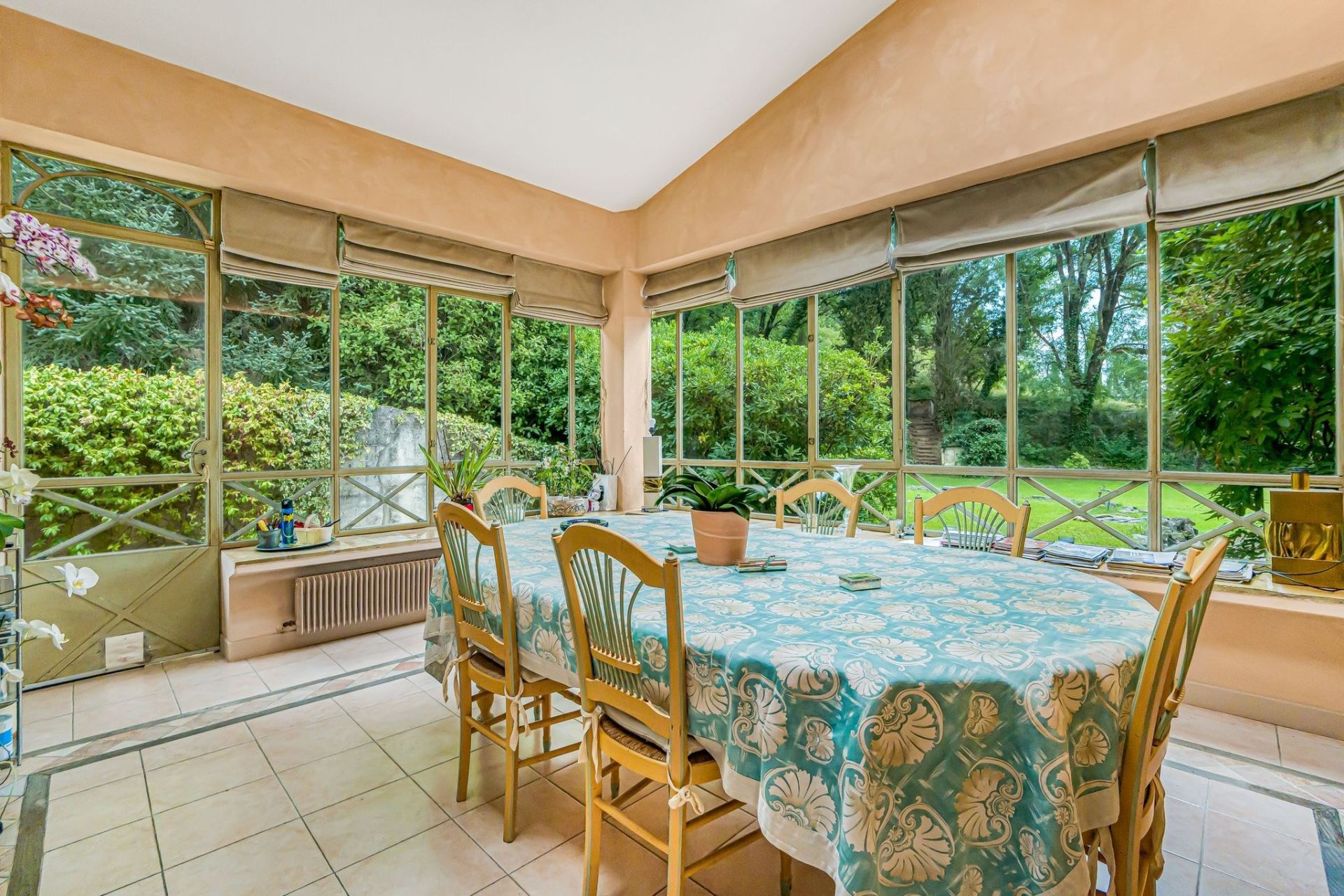bastide 12 Pièces en vente sur CHATEAUNEUF GRASSE (06740)