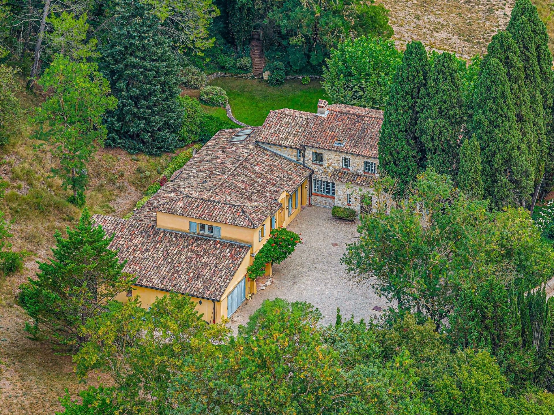 bastide 12 Pièces en vente sur CHATEAUNEUF GRASSE (06740)