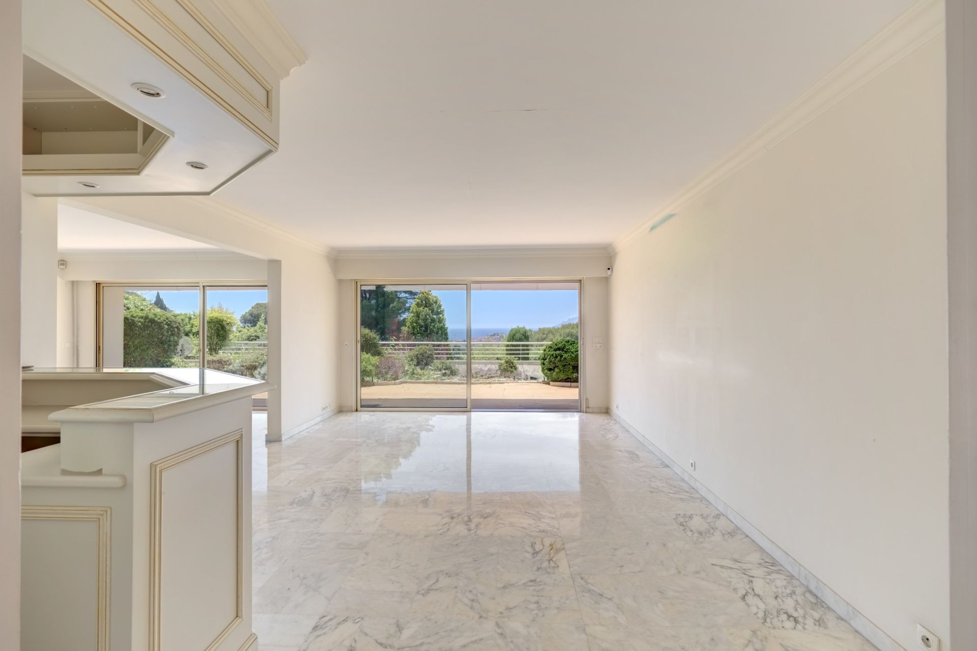appartement 5 Pièces en vente sur LE CANNET (06110)