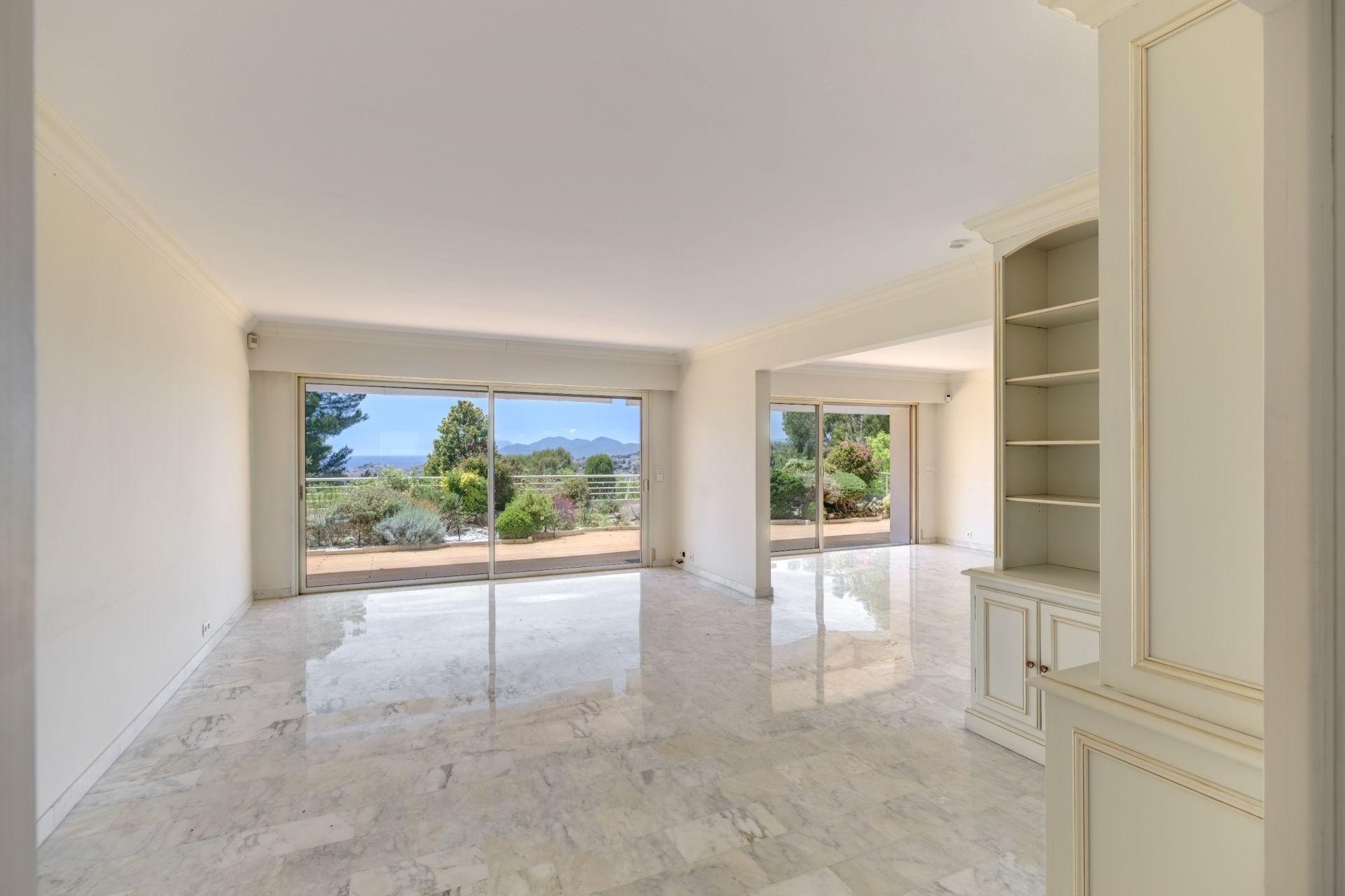 appartement 5 Pièces en vente sur LE CANNET (06110)