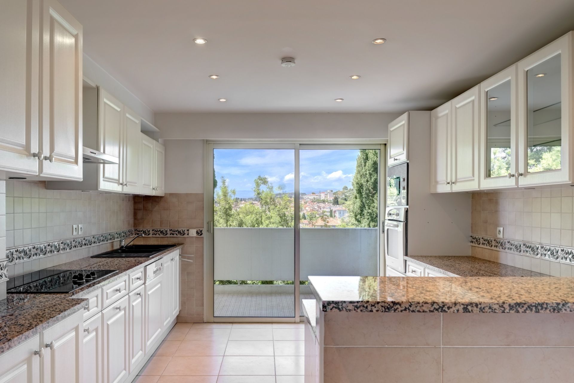 appartement 5 Pièces en vente sur LE CANNET (06110)