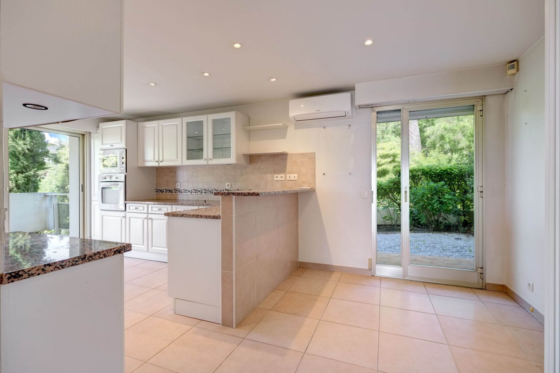 appartement 5 Pièces en vente sur LE CANNET (06110)