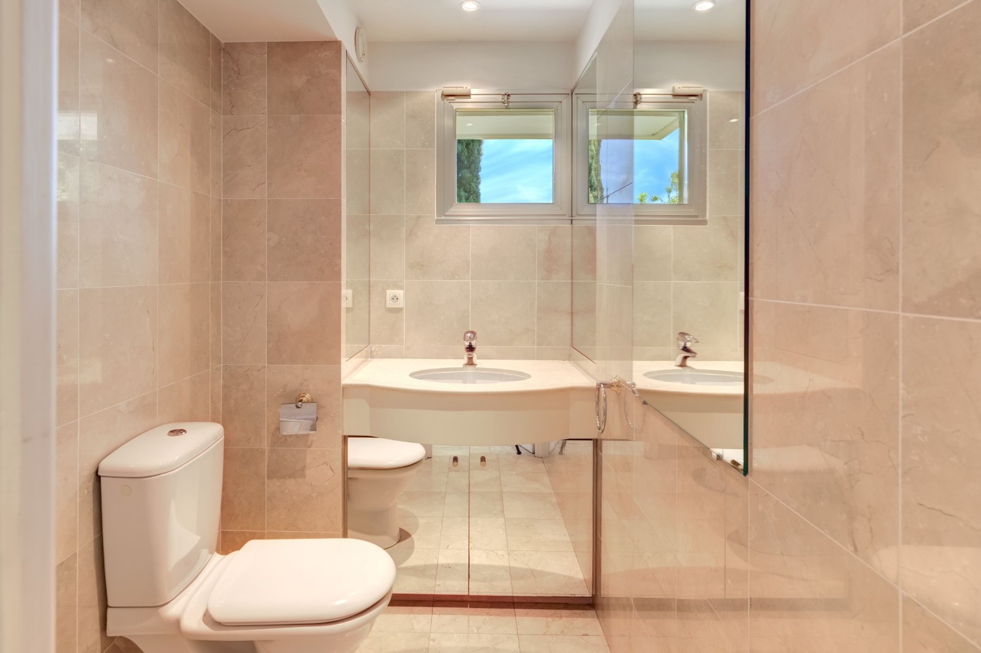 appartement 5 Pièces en vente sur LE CANNET (06110)