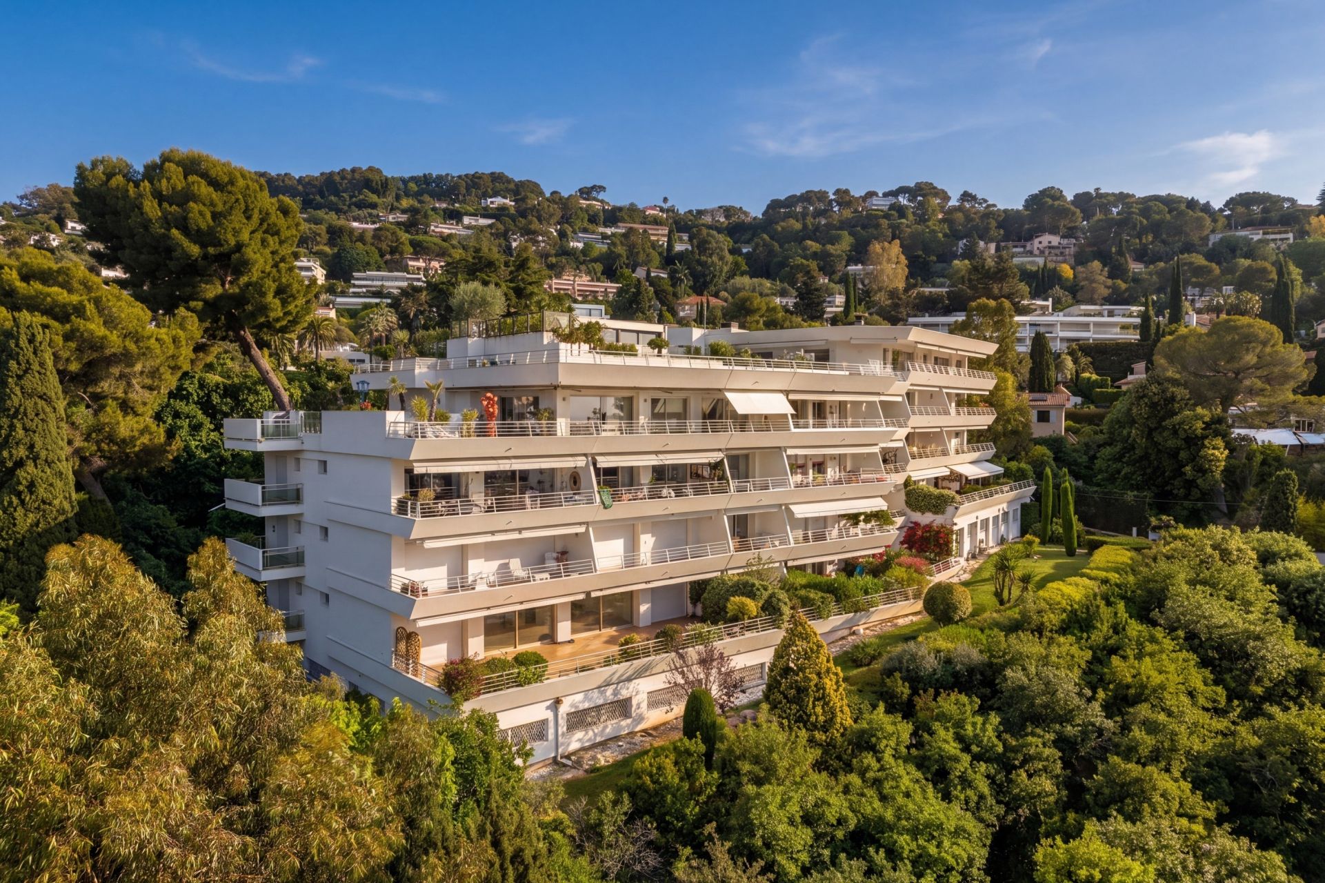 appartement 5 Pièces en vente sur LE CANNET (06110)