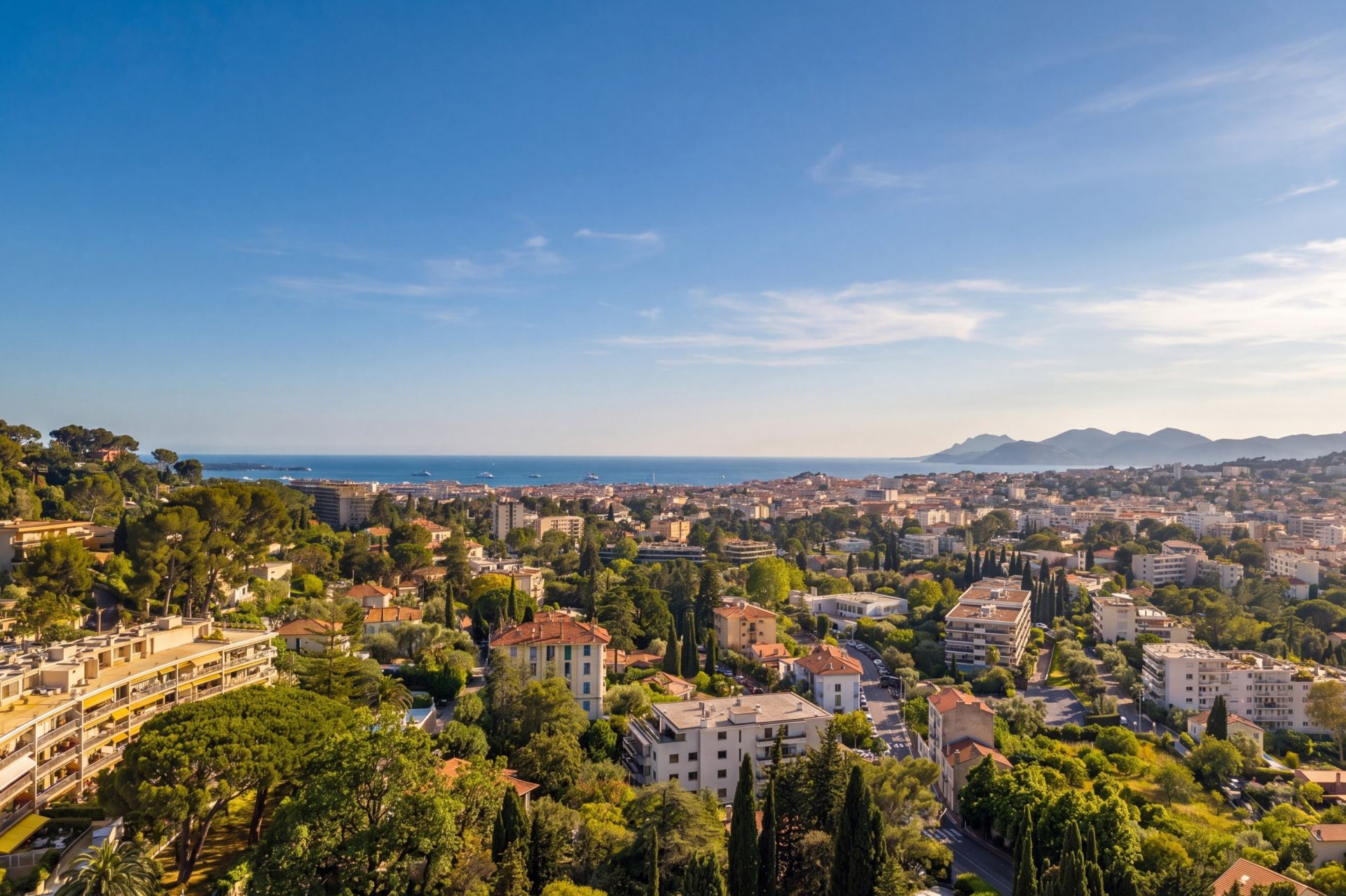 appartement 5 Pièces en vente sur LE CANNET (06110)