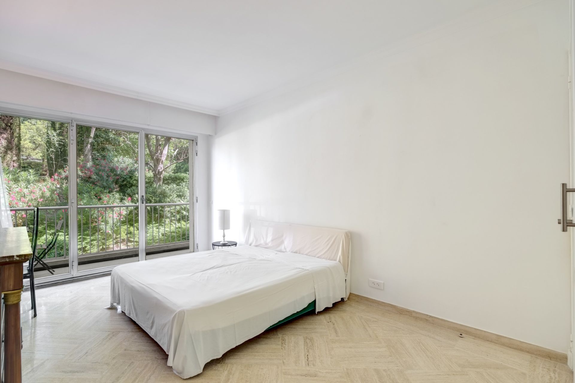 apartment 3 Rooms for sale on CANNES (06400)