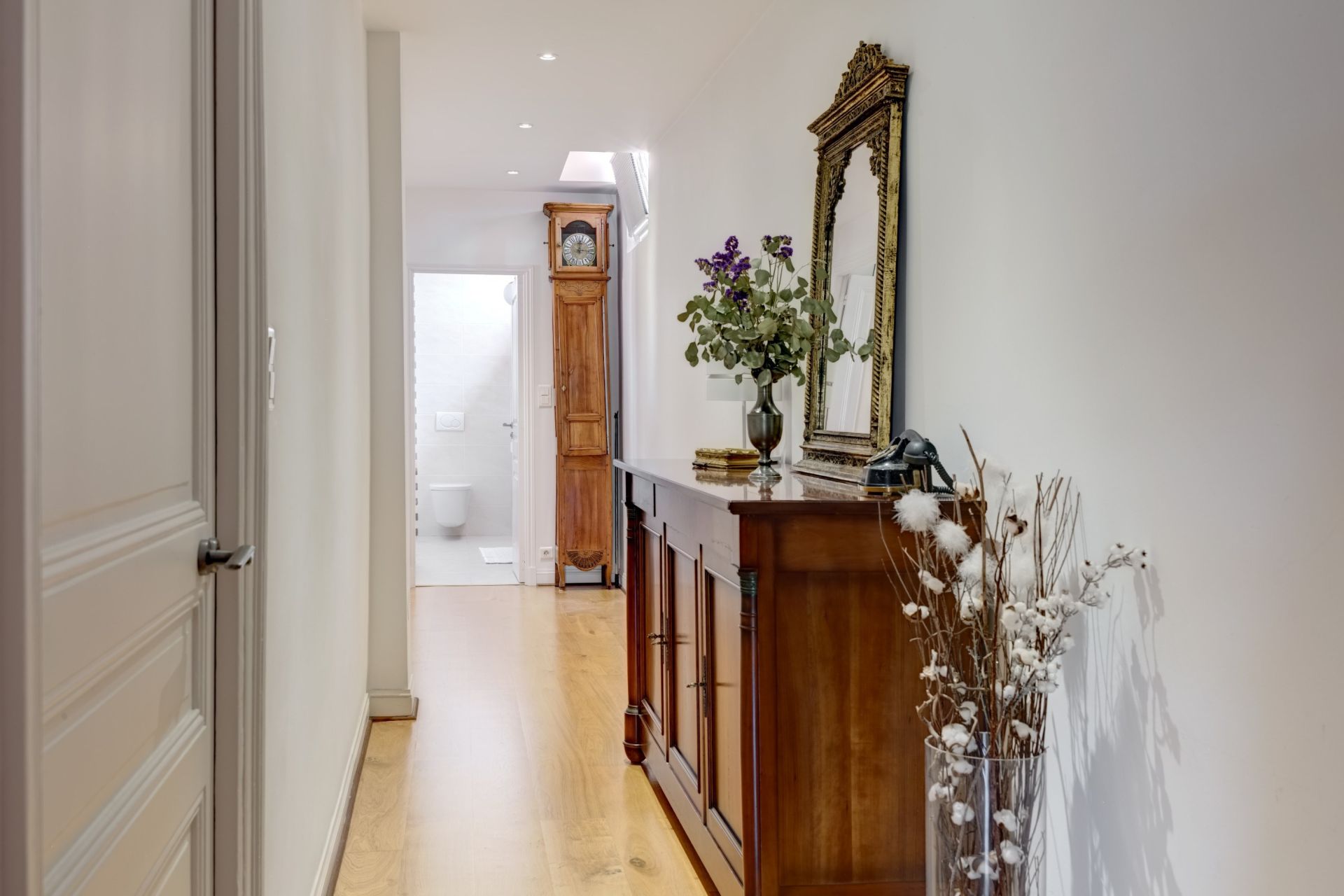 apartment 4 Rooms for sale on CANNES (06400)