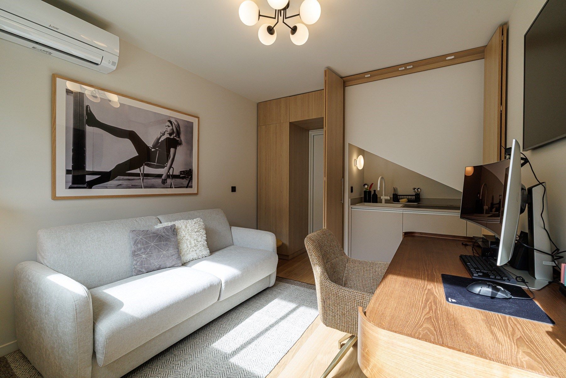 apartment 5 Rooms for sale on NICE (06000)