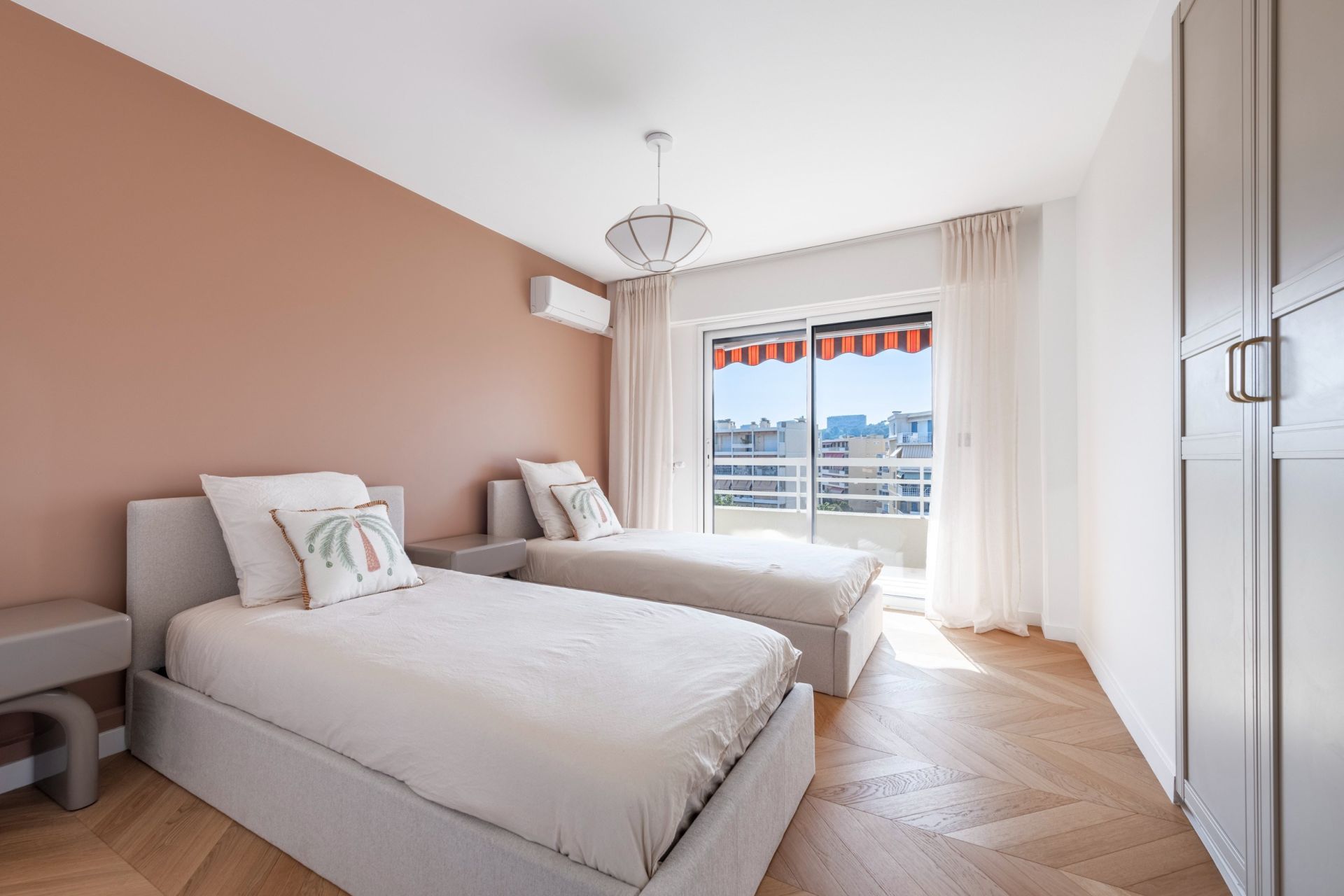 appartement 4 Pièces en vente sur CAGNES SUR MER (06800)