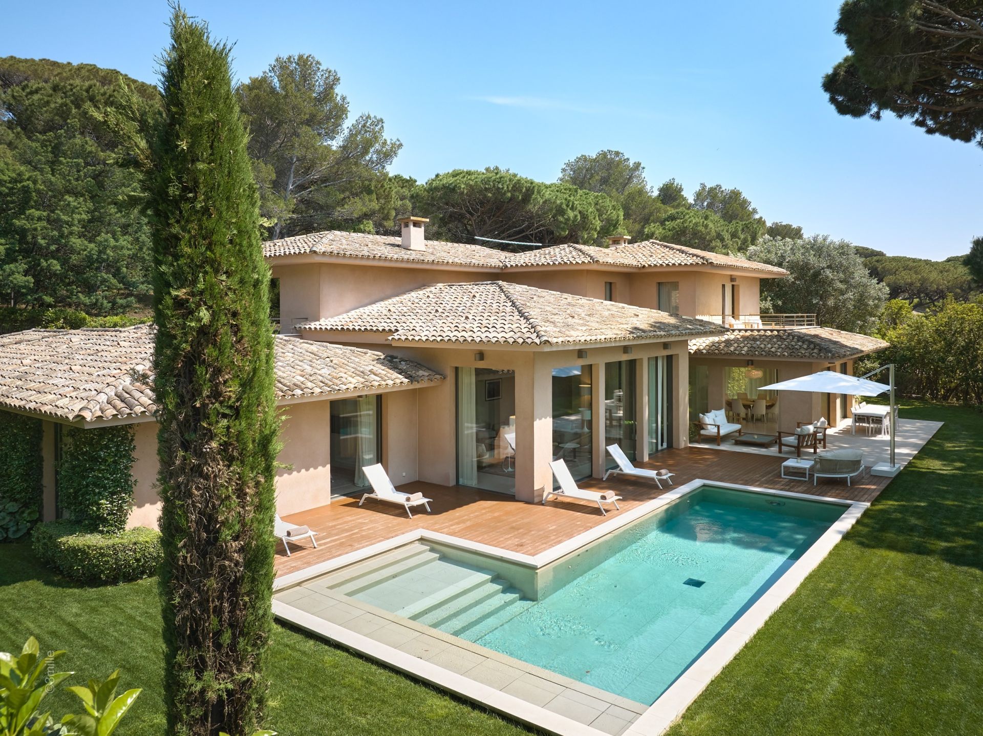 maison provençale 9 Pièces en vente sur ST TROPEZ (83990)