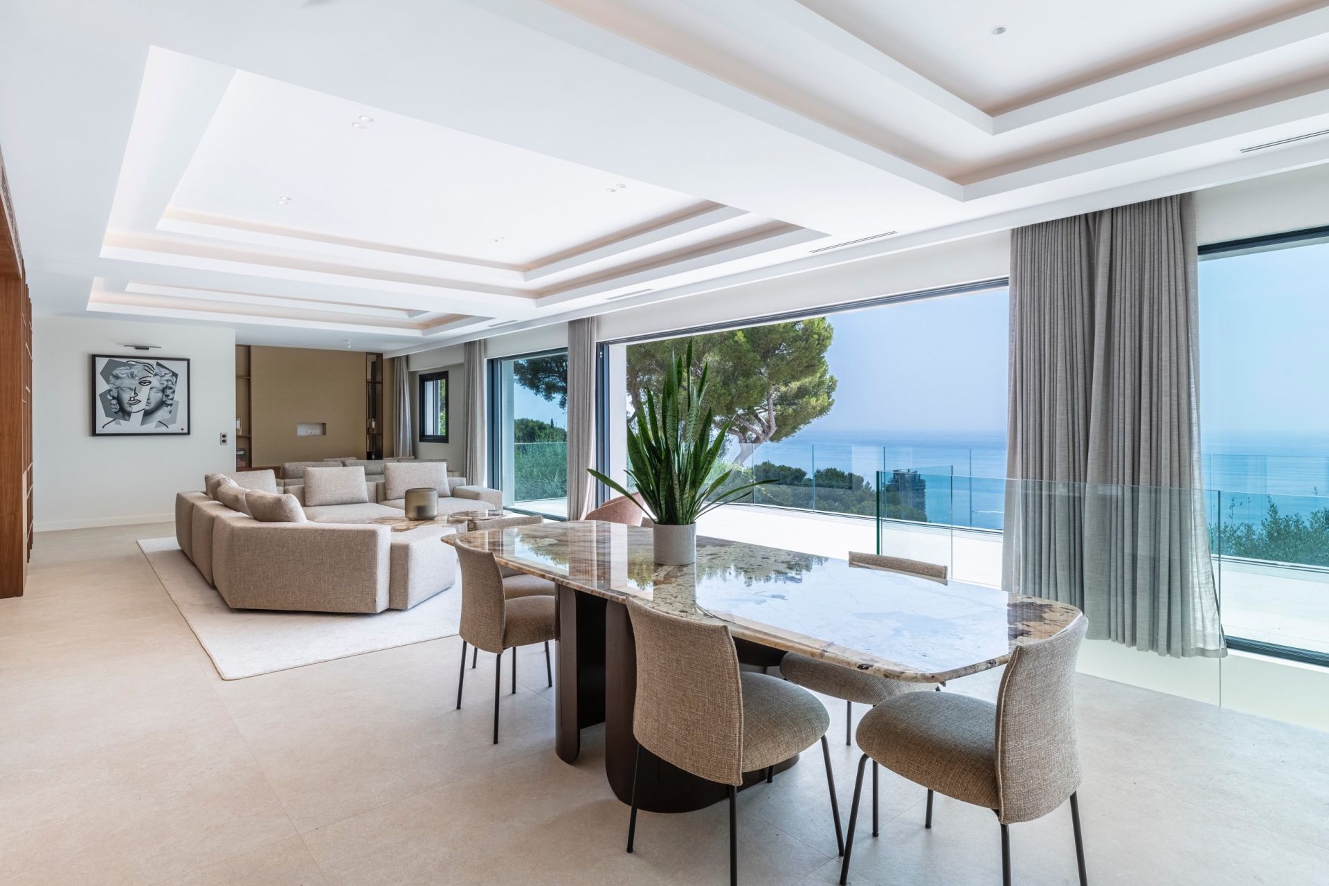 villa 6 Pièces en vente sur BEAUSOLEIL (06240)