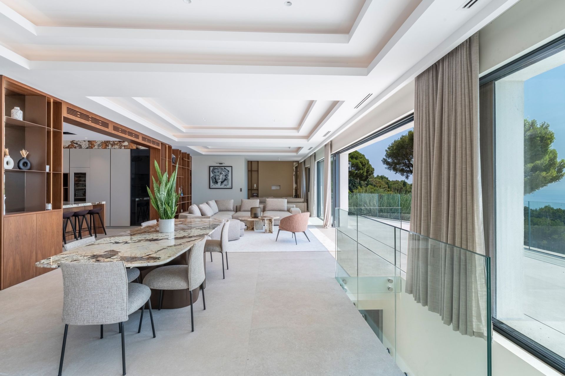 villa 6 Pièces en vente sur BEAUSOLEIL (06240)